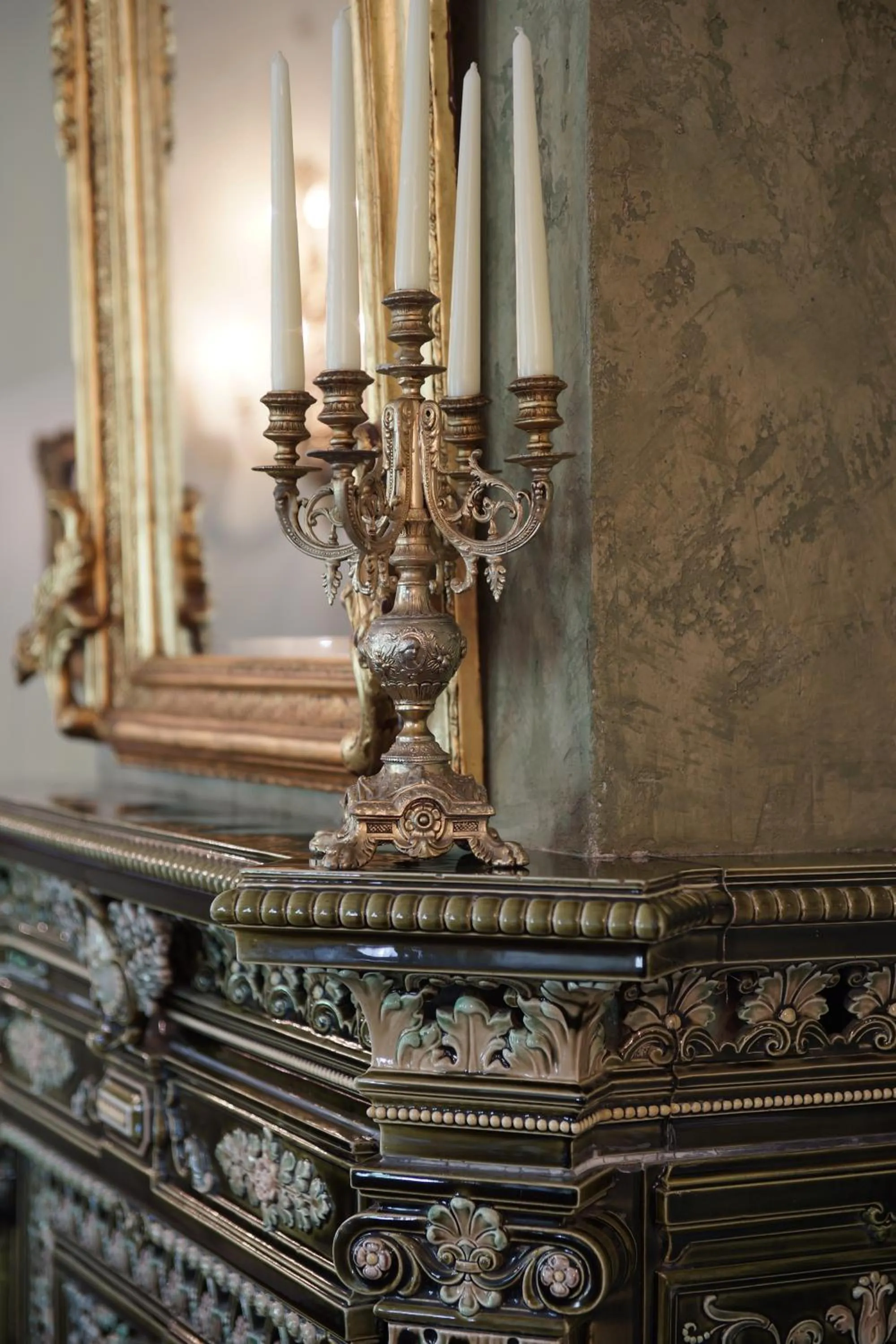 Decorative detail in Liepupe Manor