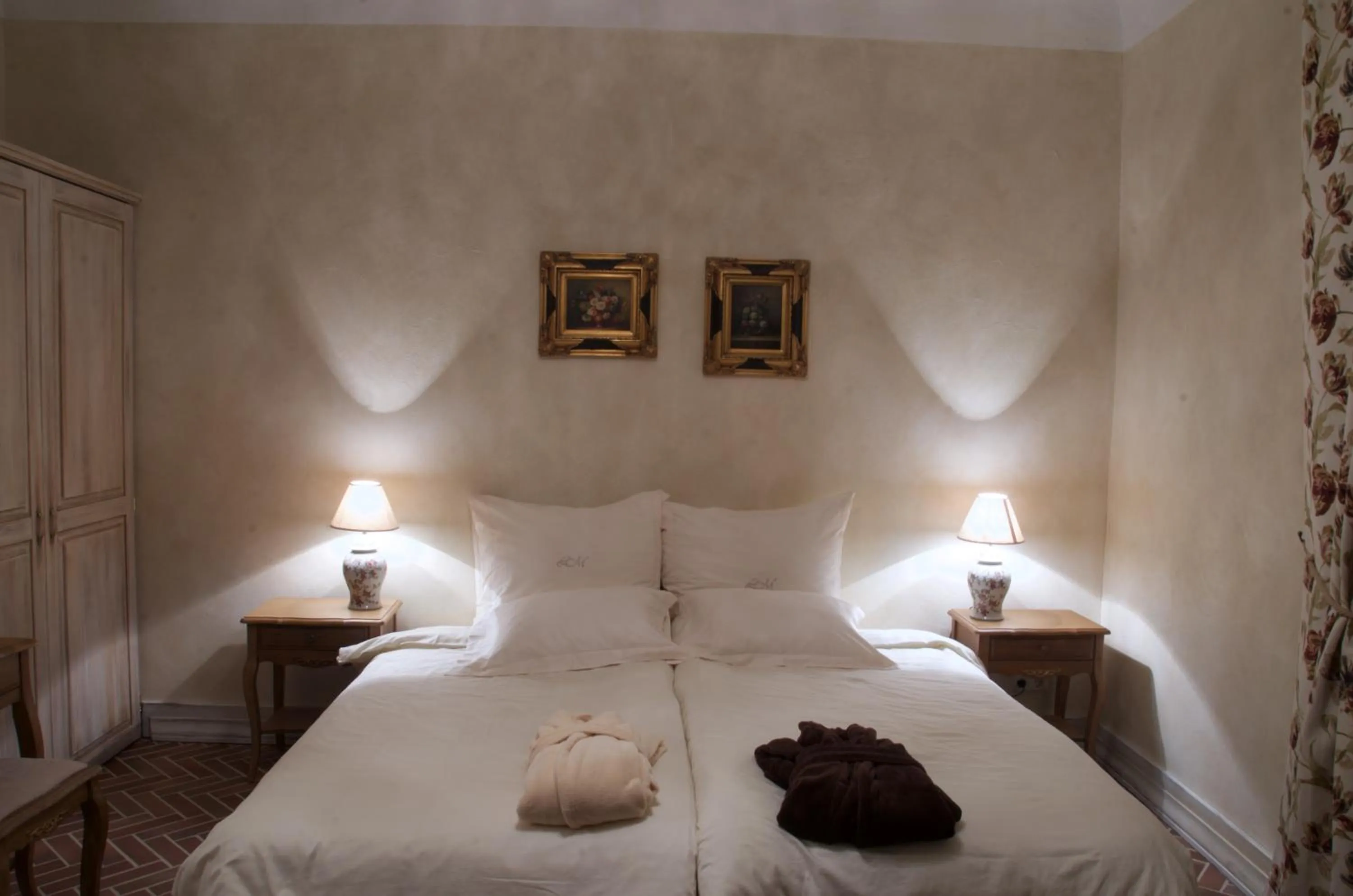 Bedroom, Bed in Liepupe Manor