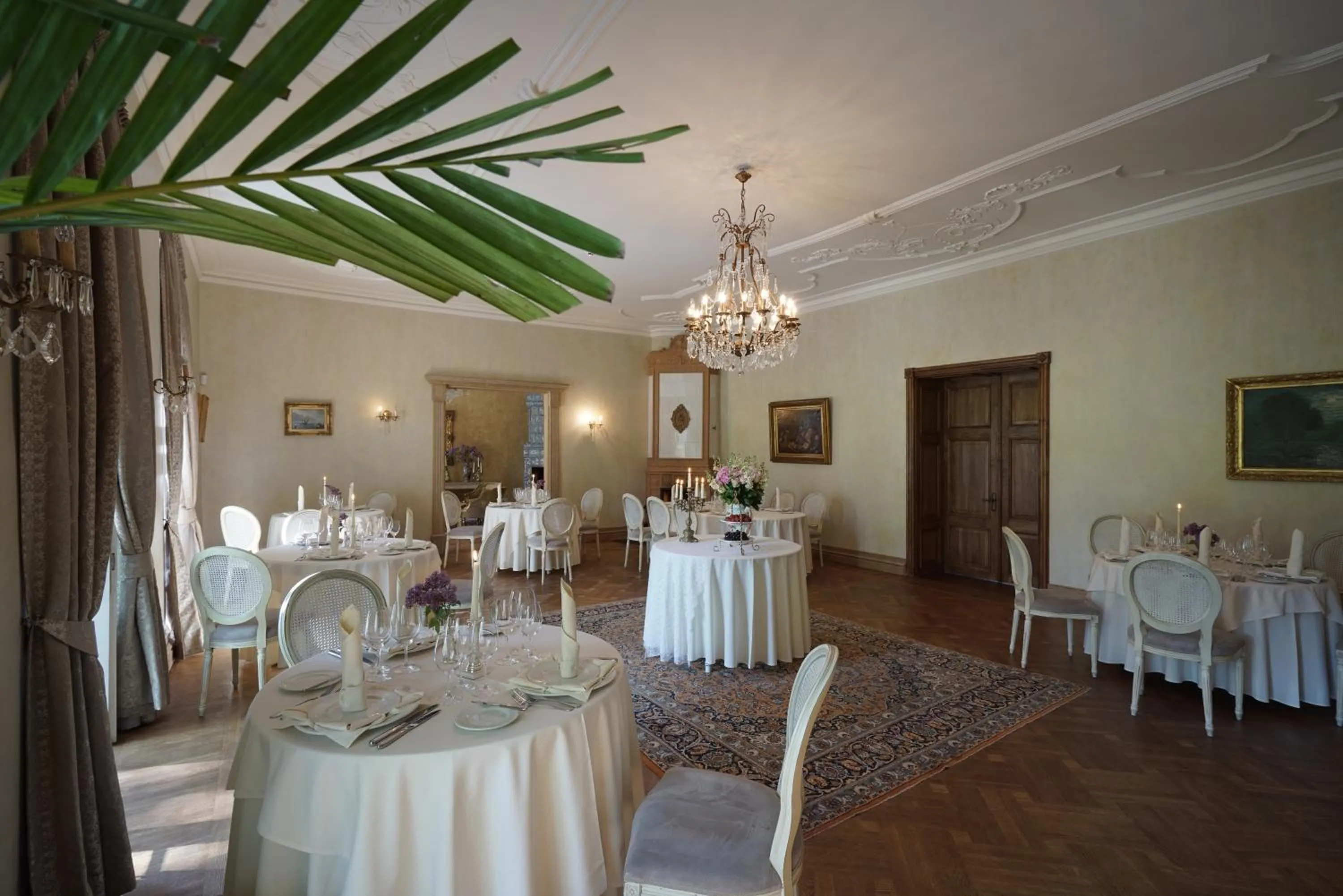 Restaurant/places to eat in Liepupe Manor