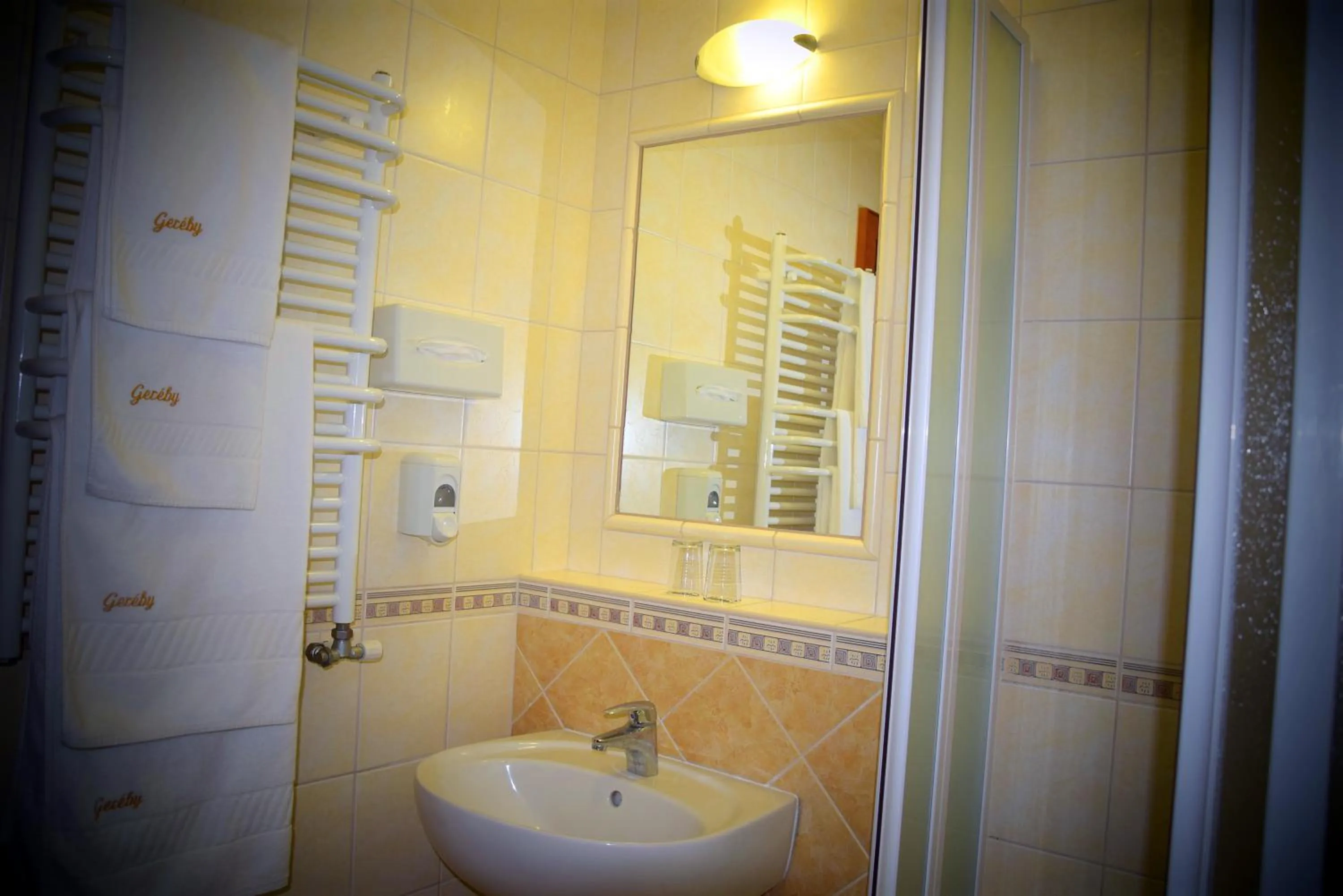 Bathroom in Geréby Kúria Hotel és Lovasudvar