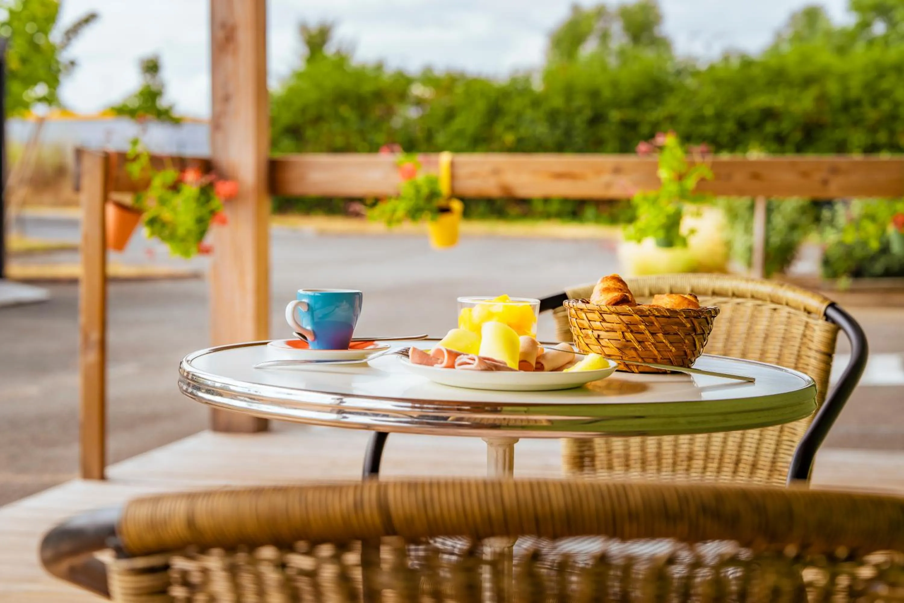 greet Hotel Belleville en Beaujolais A6