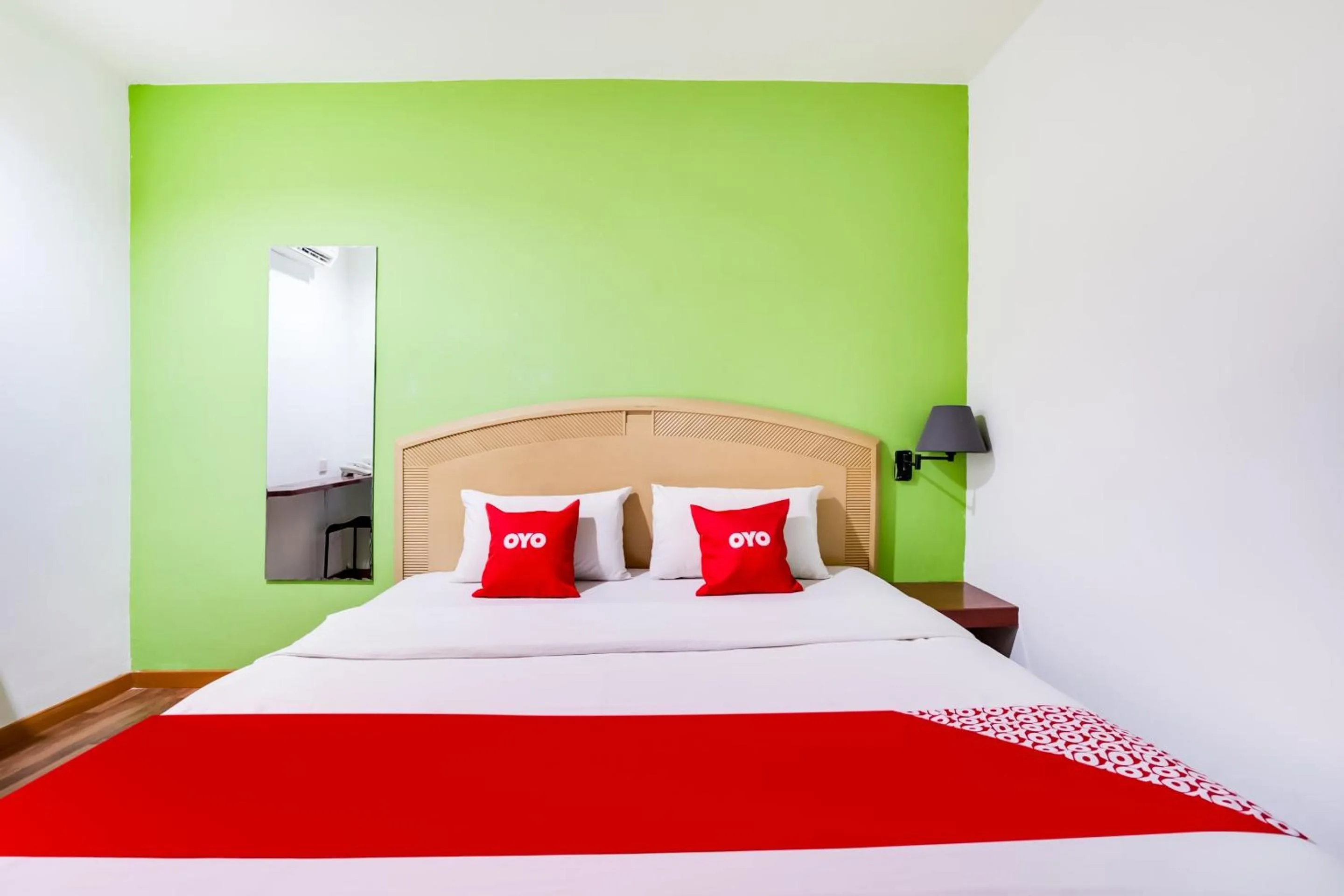 Bedroom, Bed in OYO 89652 Bjorn Boutique Hotel