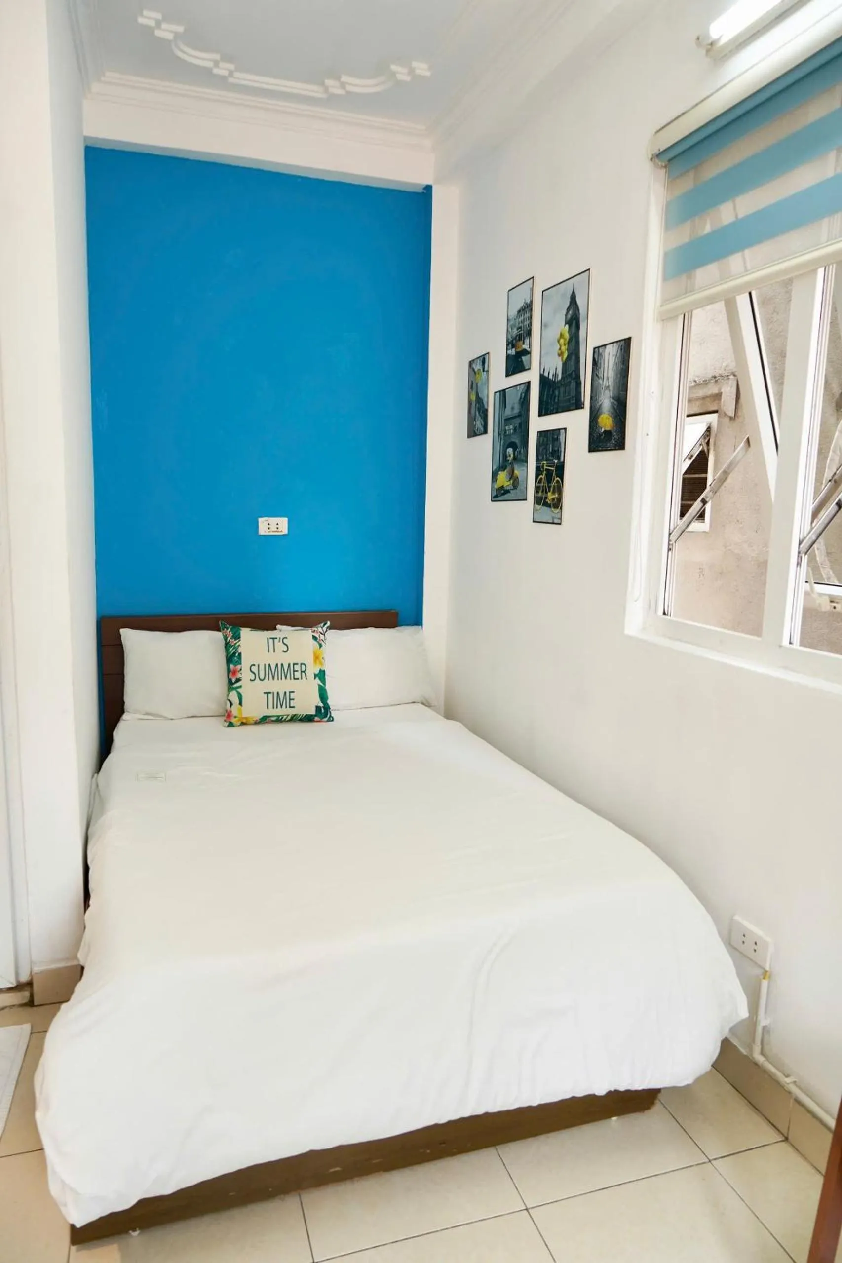 Bed in Bluebell Hotel