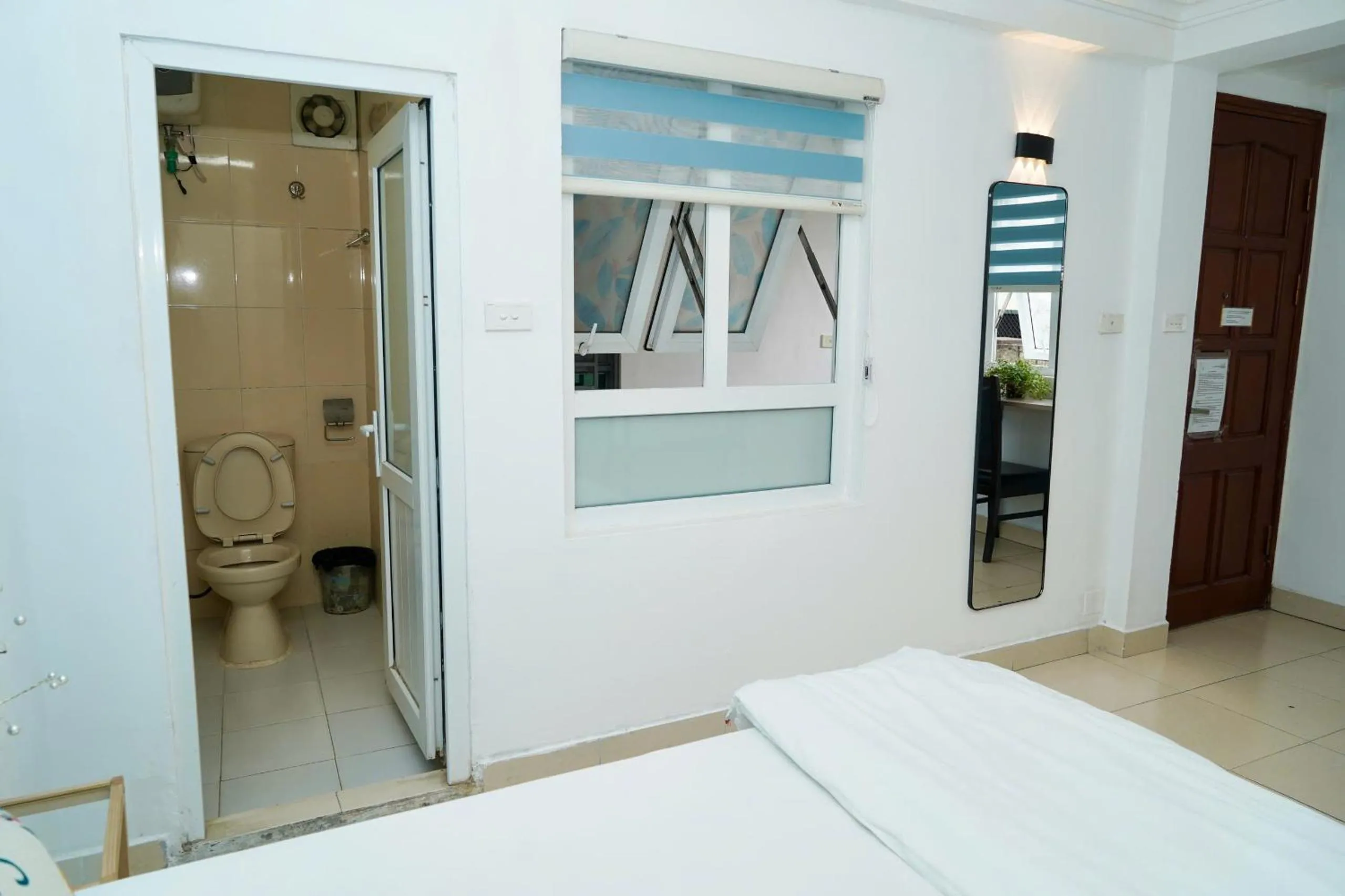 Bed in Bluebell Hotel