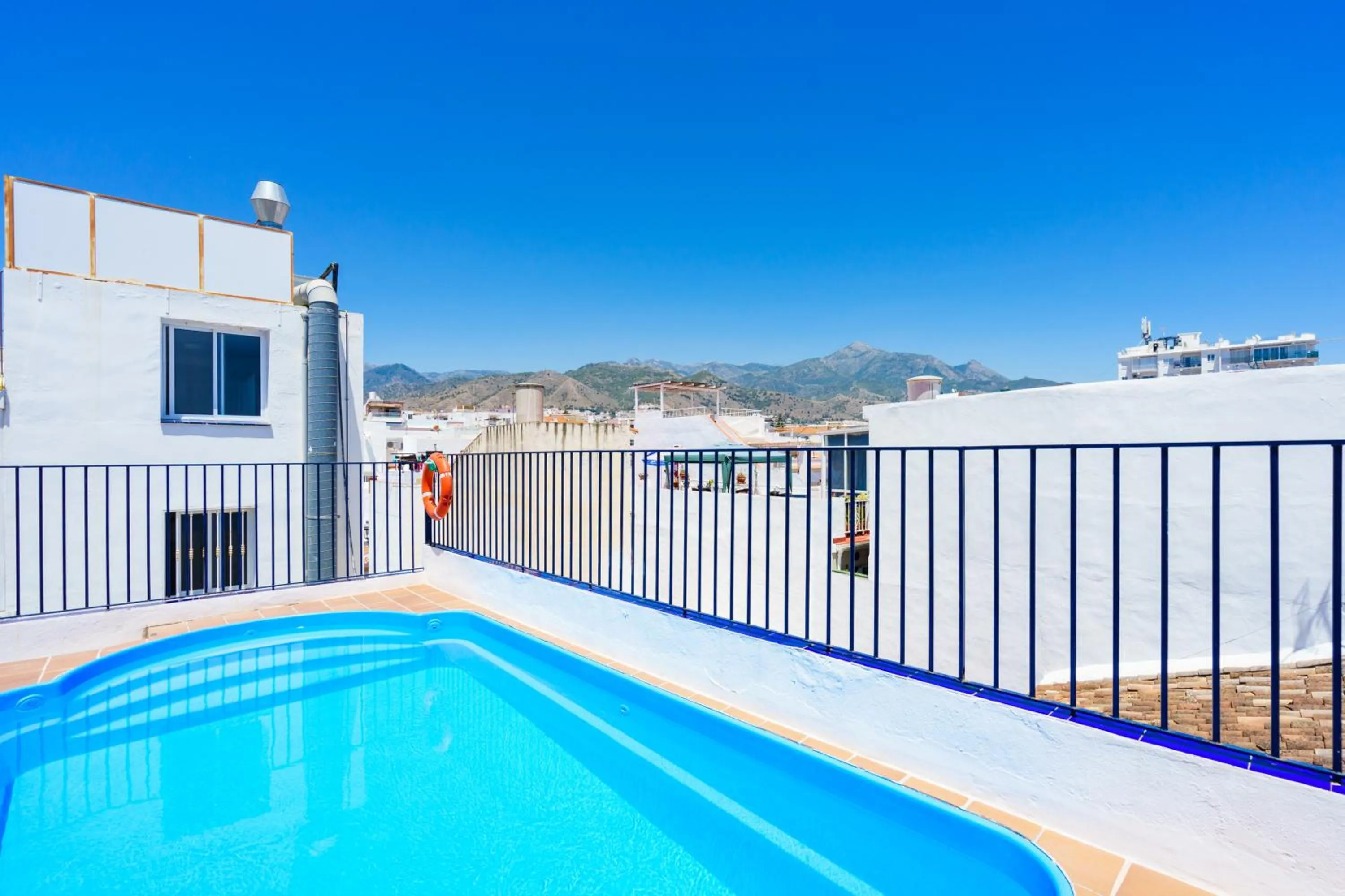 Swimming pool in Apartamentos Pepe Mesa