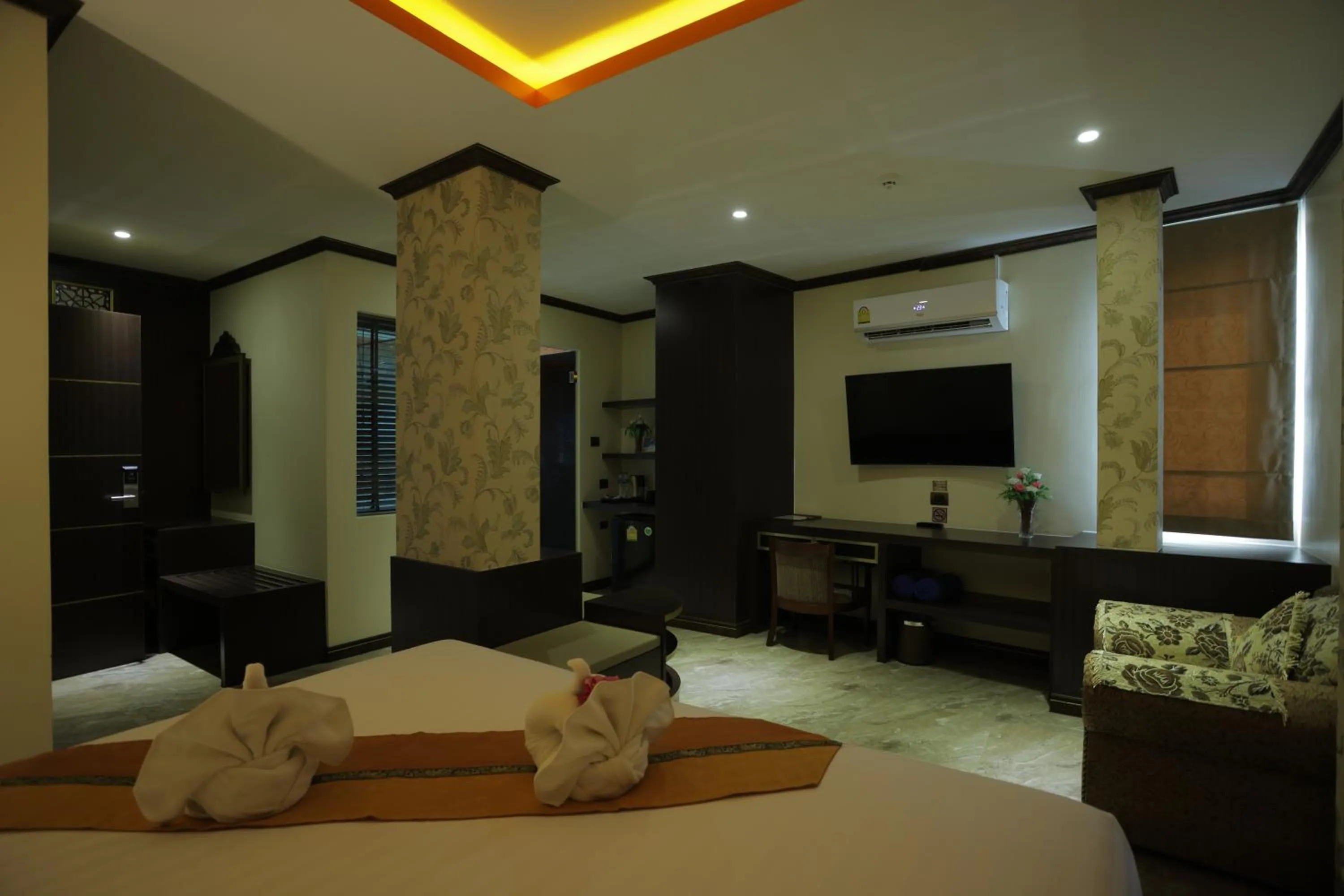 Bed in BAB ALHARA HOTEL