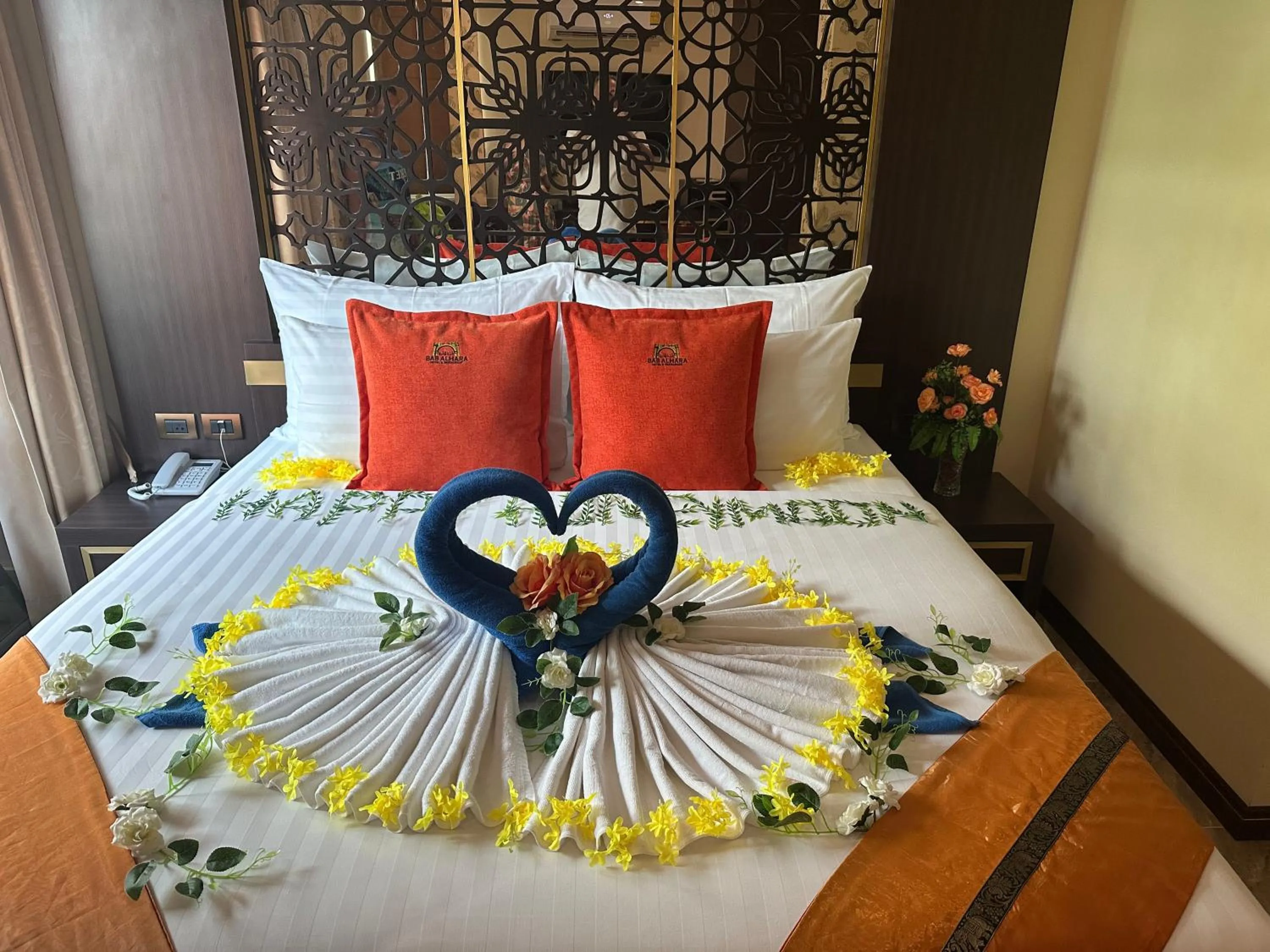 Bed in BAB ALHARA HOTEL