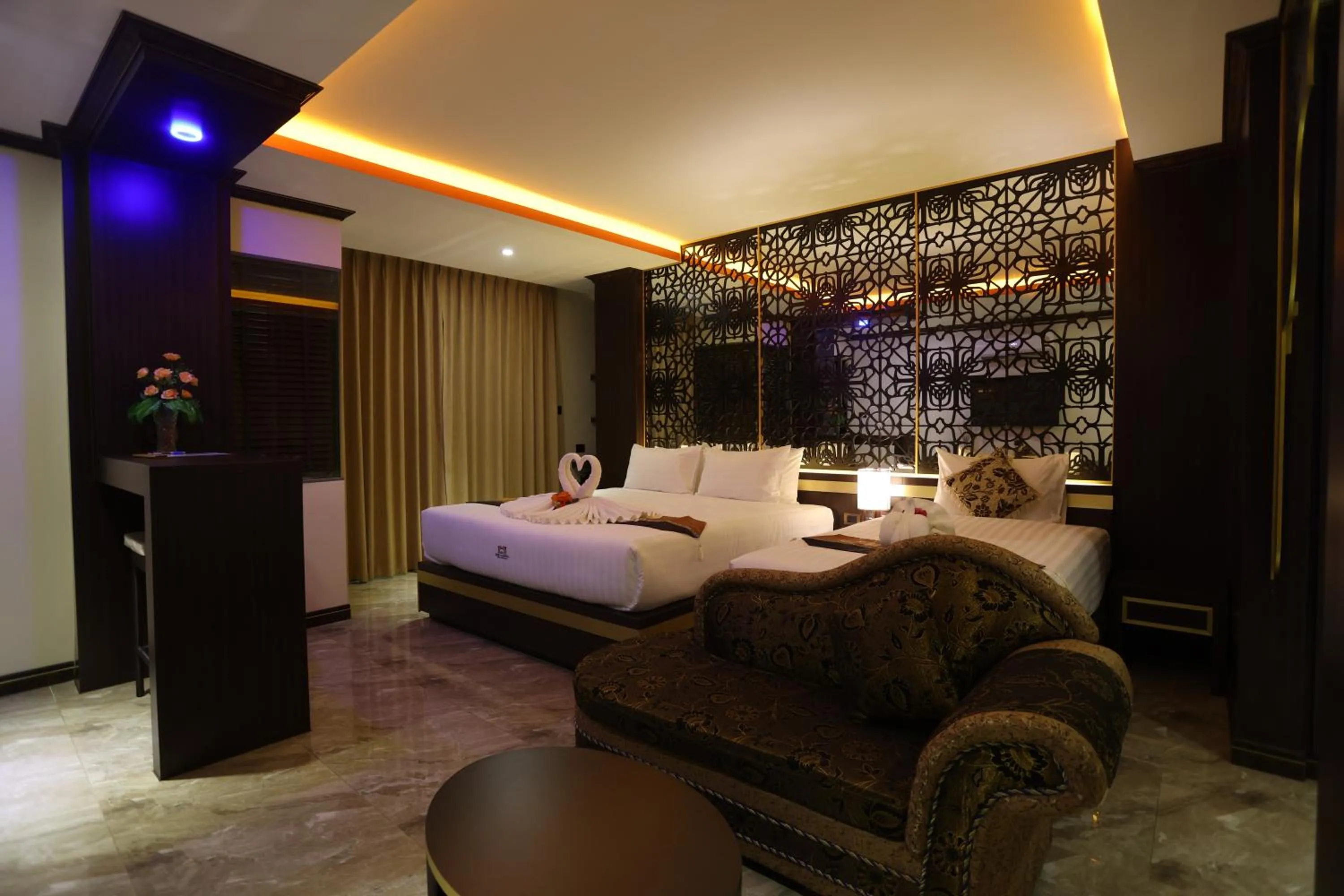 Photo of the whole room, Bed in BAB ALHARA HOTEL