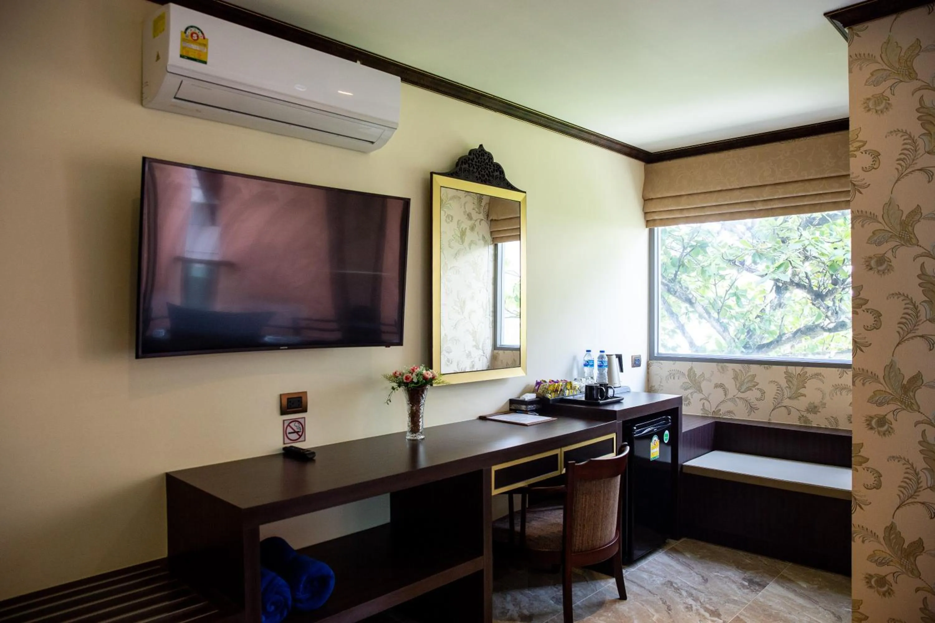 TV and multimedia in BAB ALHARA HOTEL