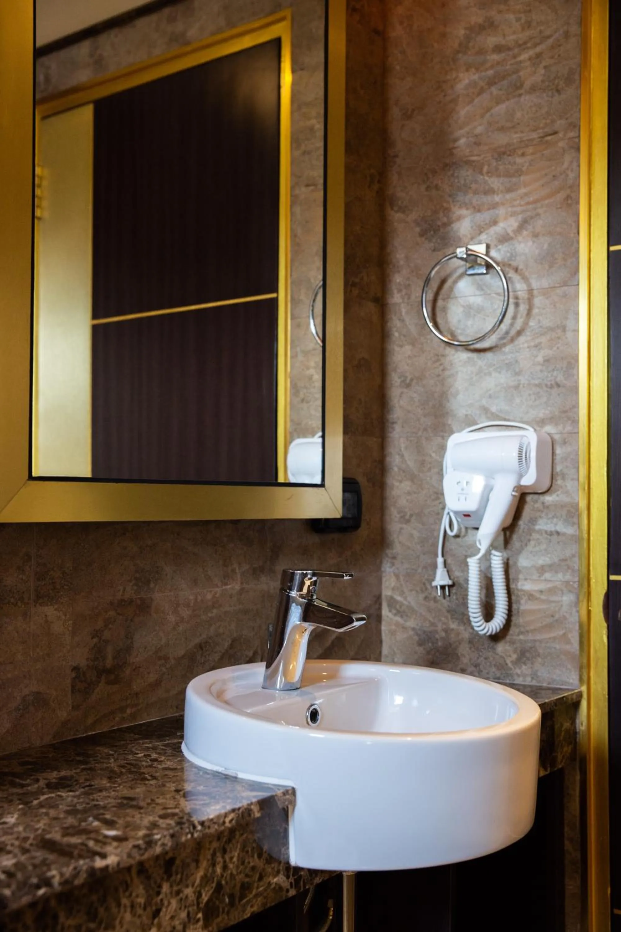 Bathroom in BAB ALHARA HOTEL