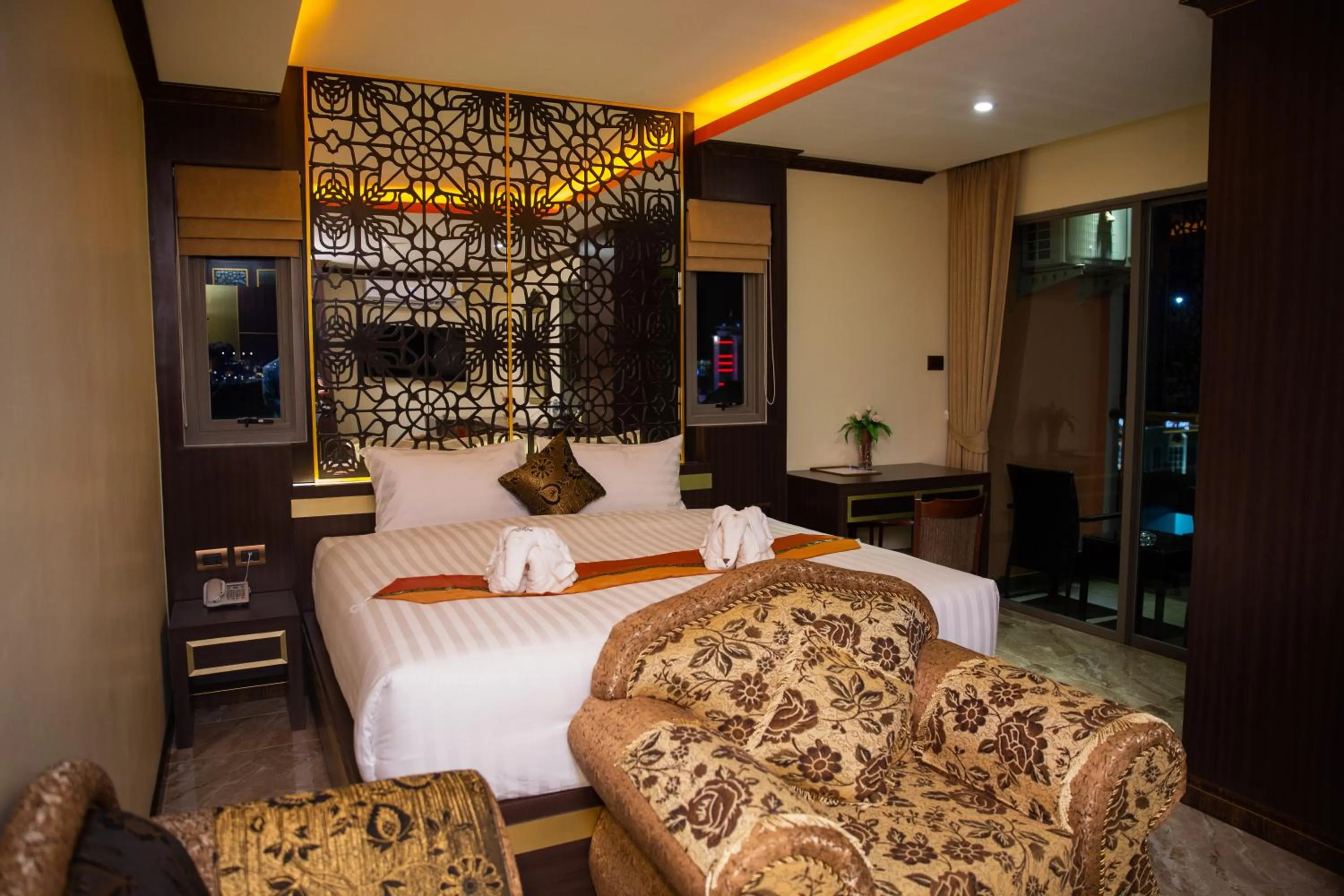 Bed in BAB ALHARA HOTEL