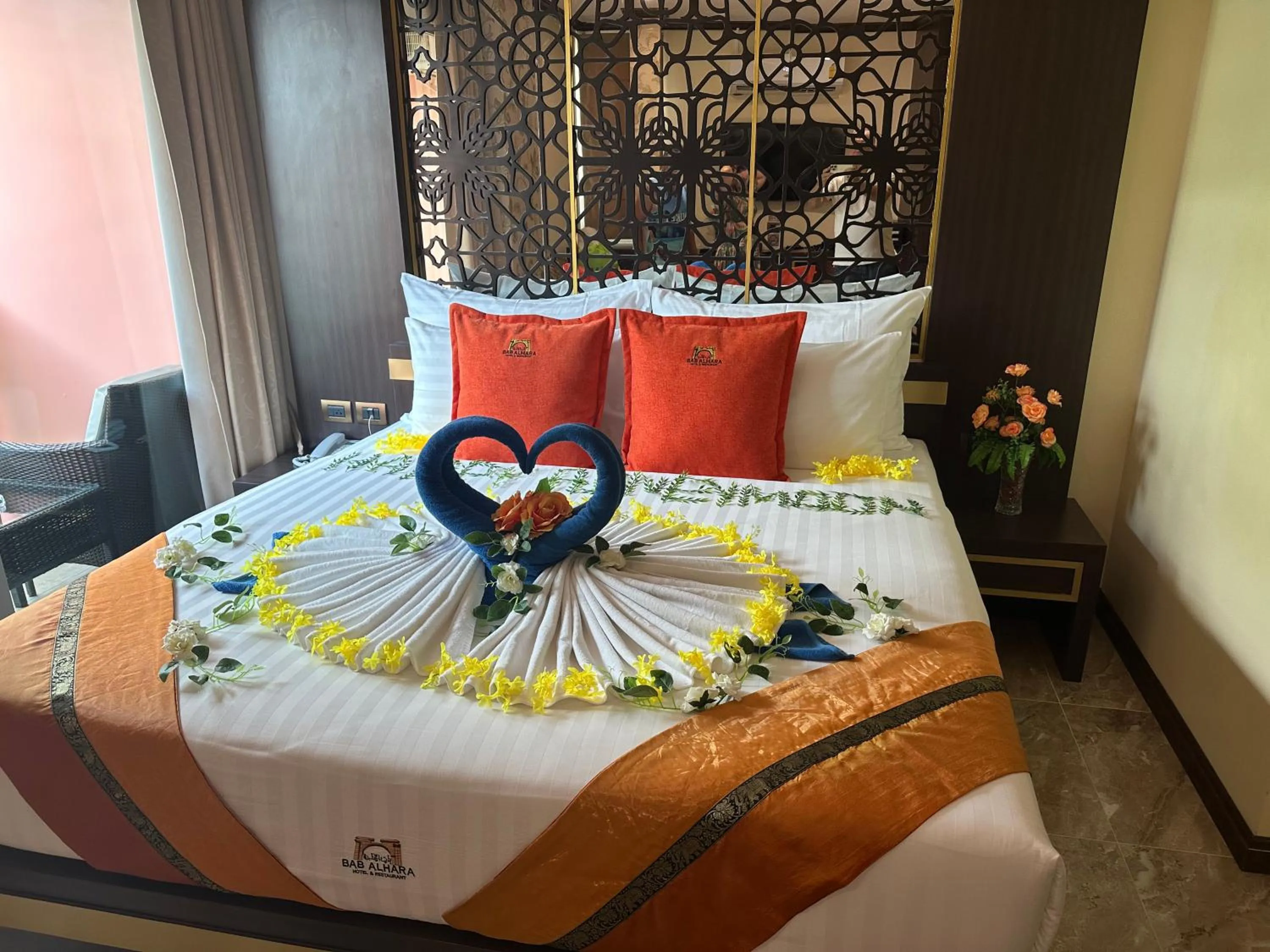 Bed in BAB ALHARA HOTEL