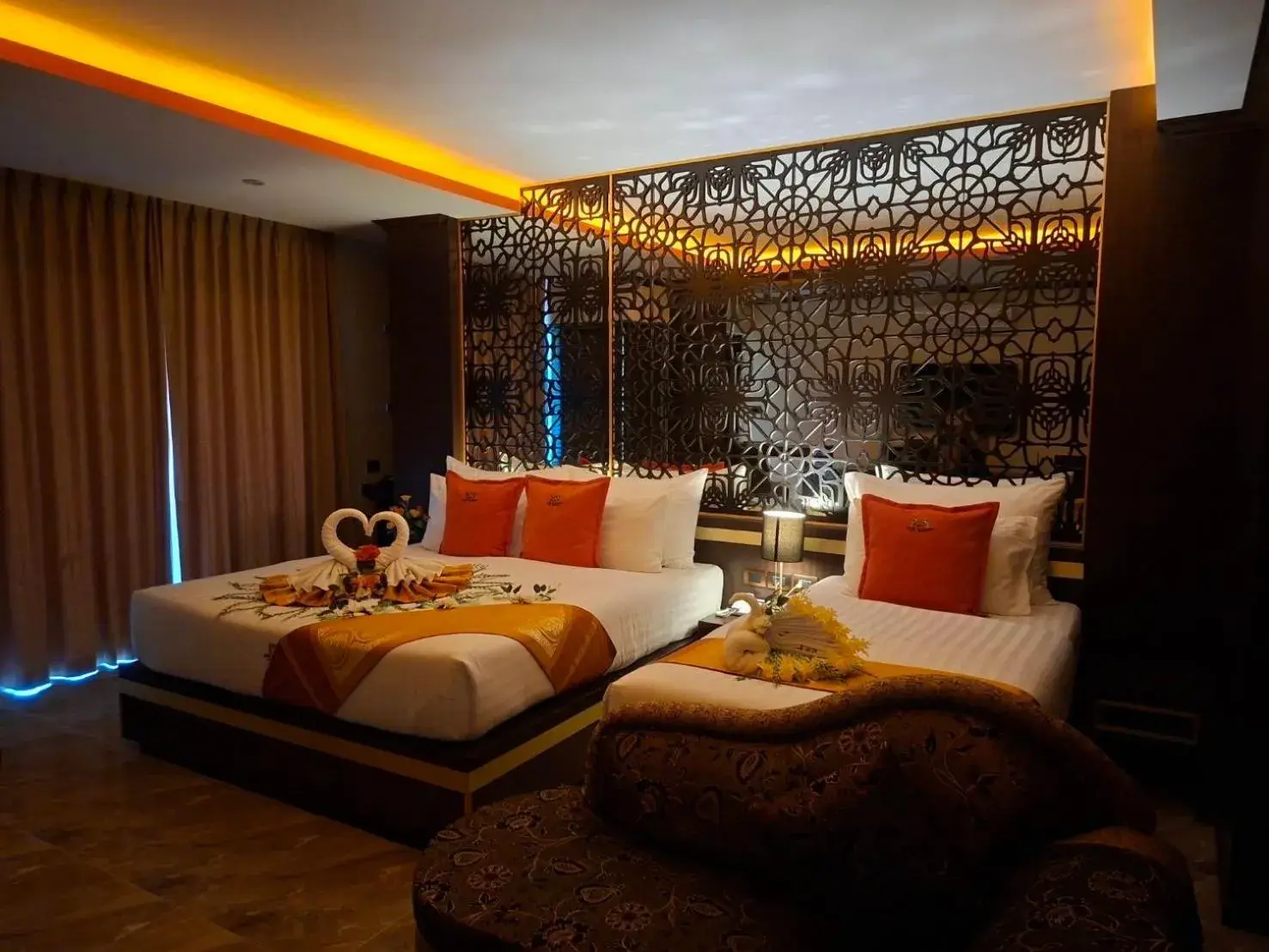 Triple Room with City View in BAB ALHARA HOTEL Triple Room with City View in BAB ALHARA HOTEL