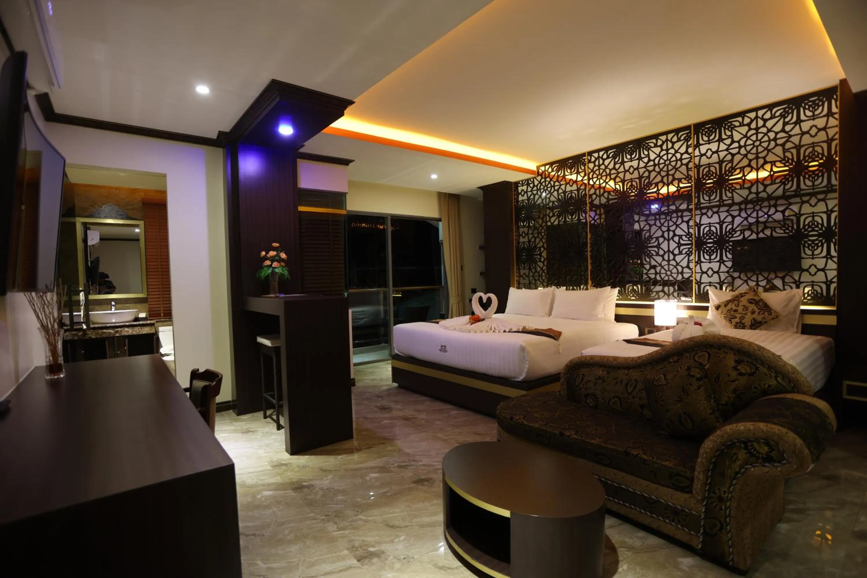 Bed in BAB ALHARA HOTEL