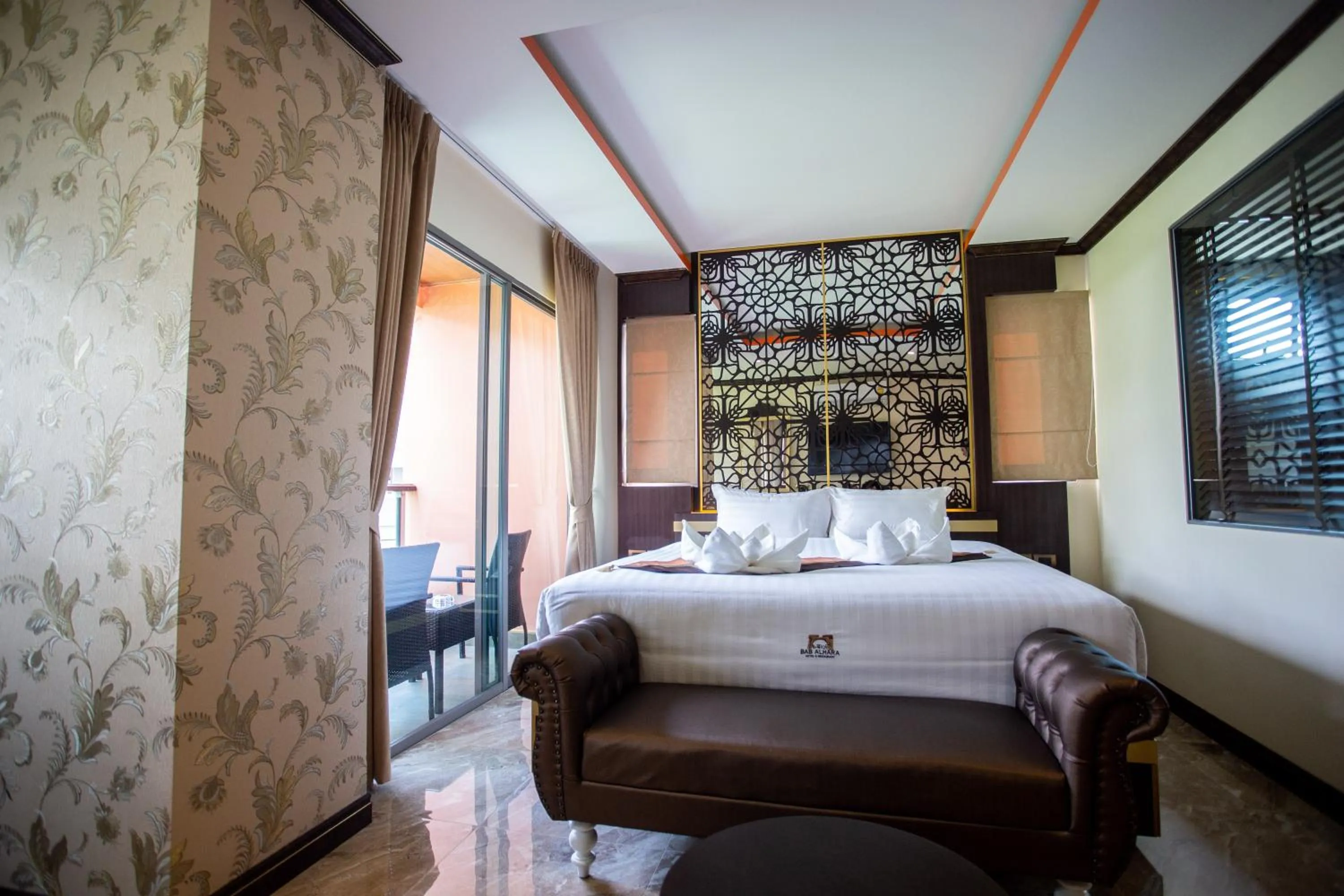 Bed in BAB ALHARA HOTEL