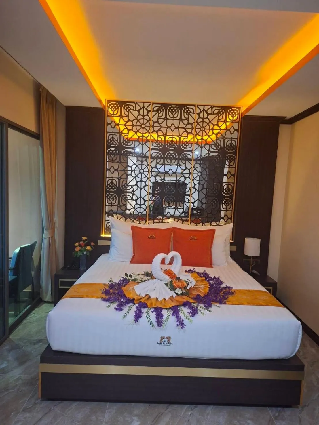 Bed in BAB ALHARA HOTEL