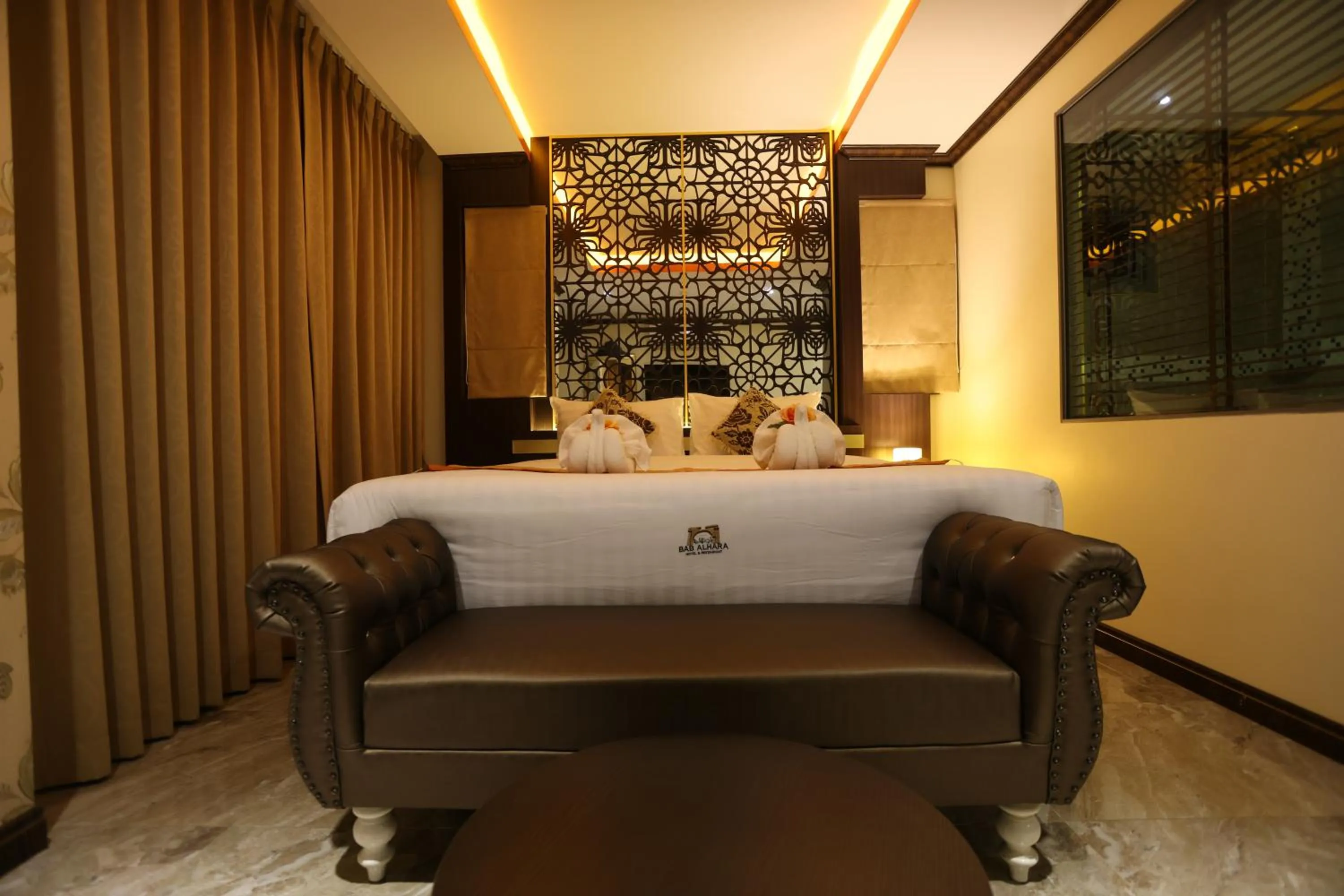 Bed in BAB ALHARA HOTEL