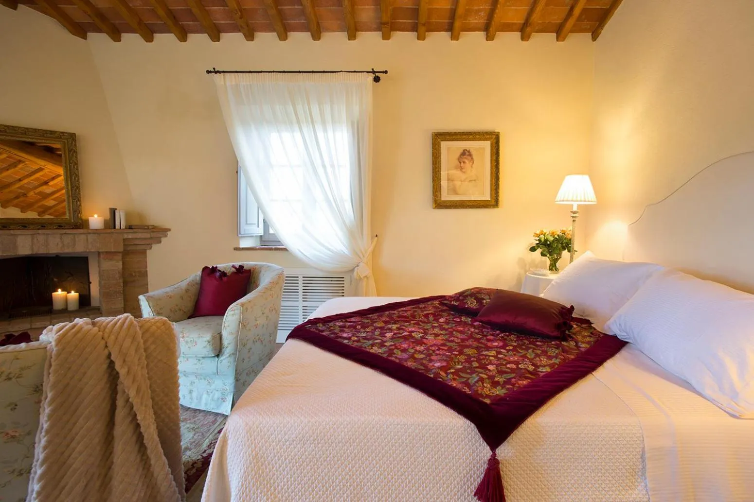 Bed in Villa San Sanino - Relais in Tuscany