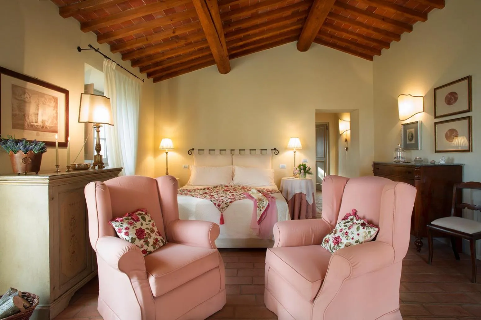 Photo of the whole room in Villa San Sanino - Relais in Tuscany