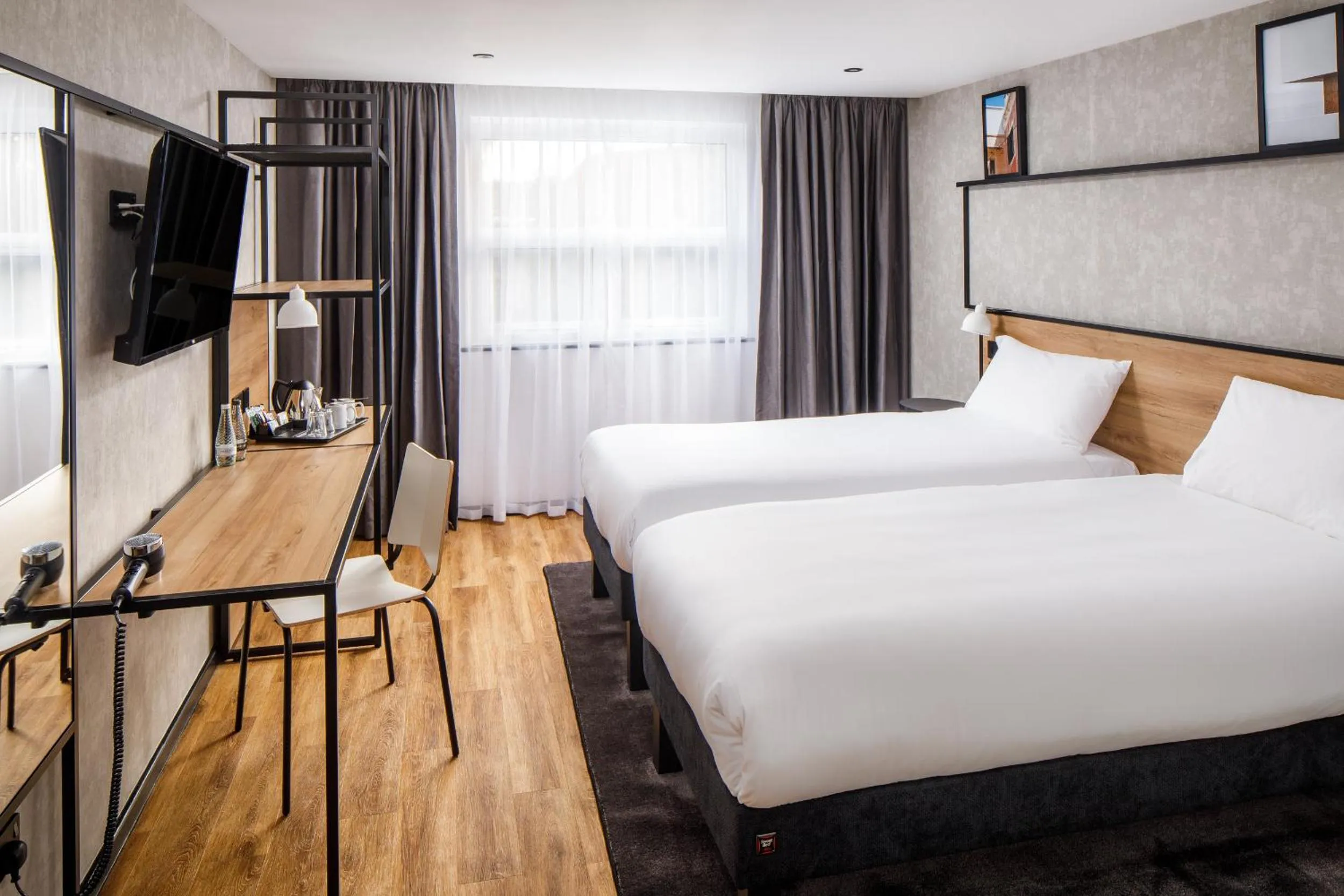 Bed in ibis Wakefield East-Castleford