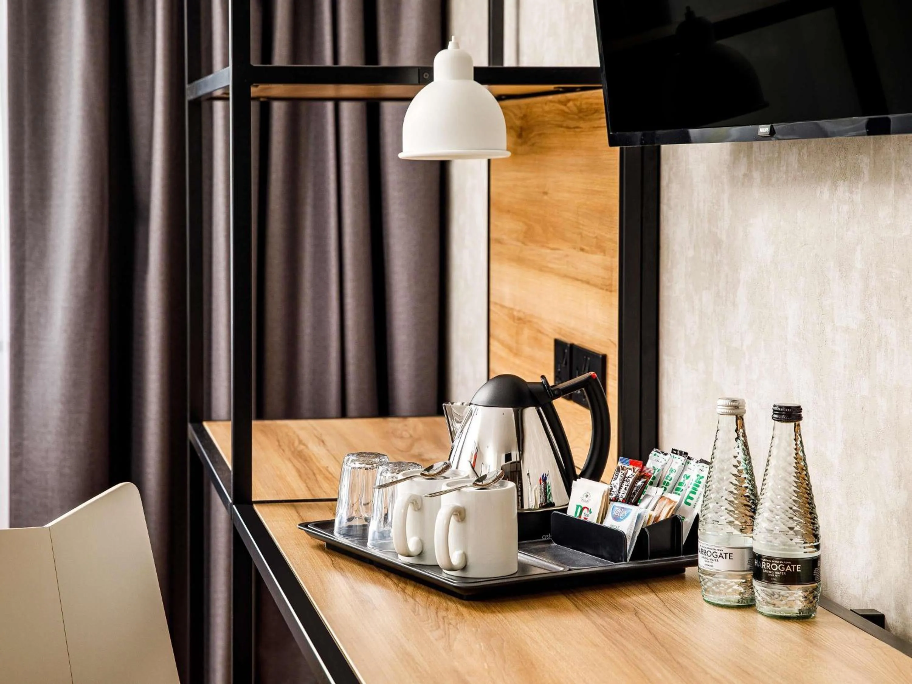 Bedroom in ibis Wakefield East-Castleford