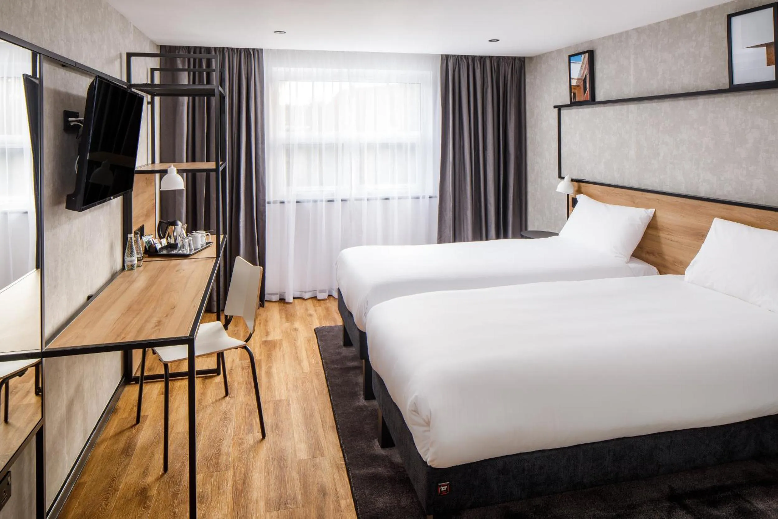 Bed in ibis Wakefield East-Castleford