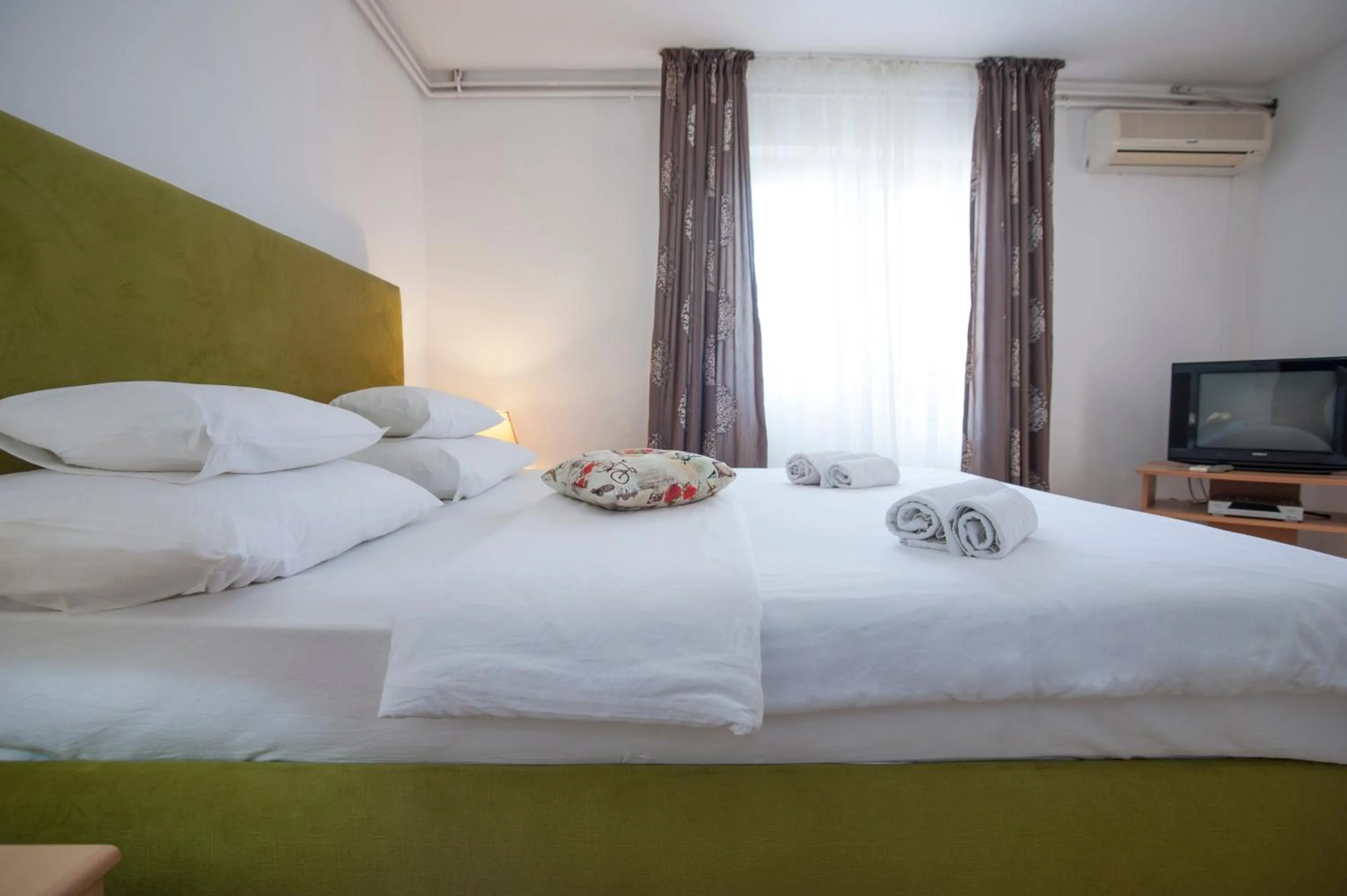 Bedroom, Bed in Apartments Grand