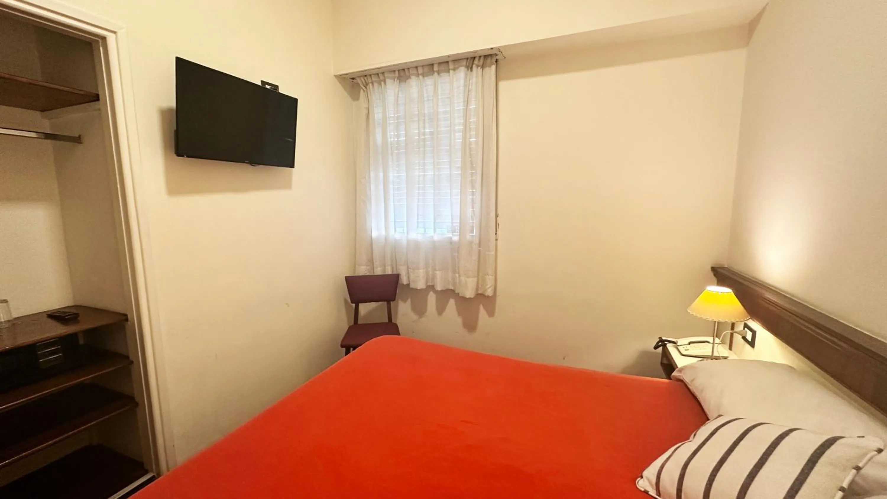 Bedroom, Bed in Castelar Hotel Santa Fe