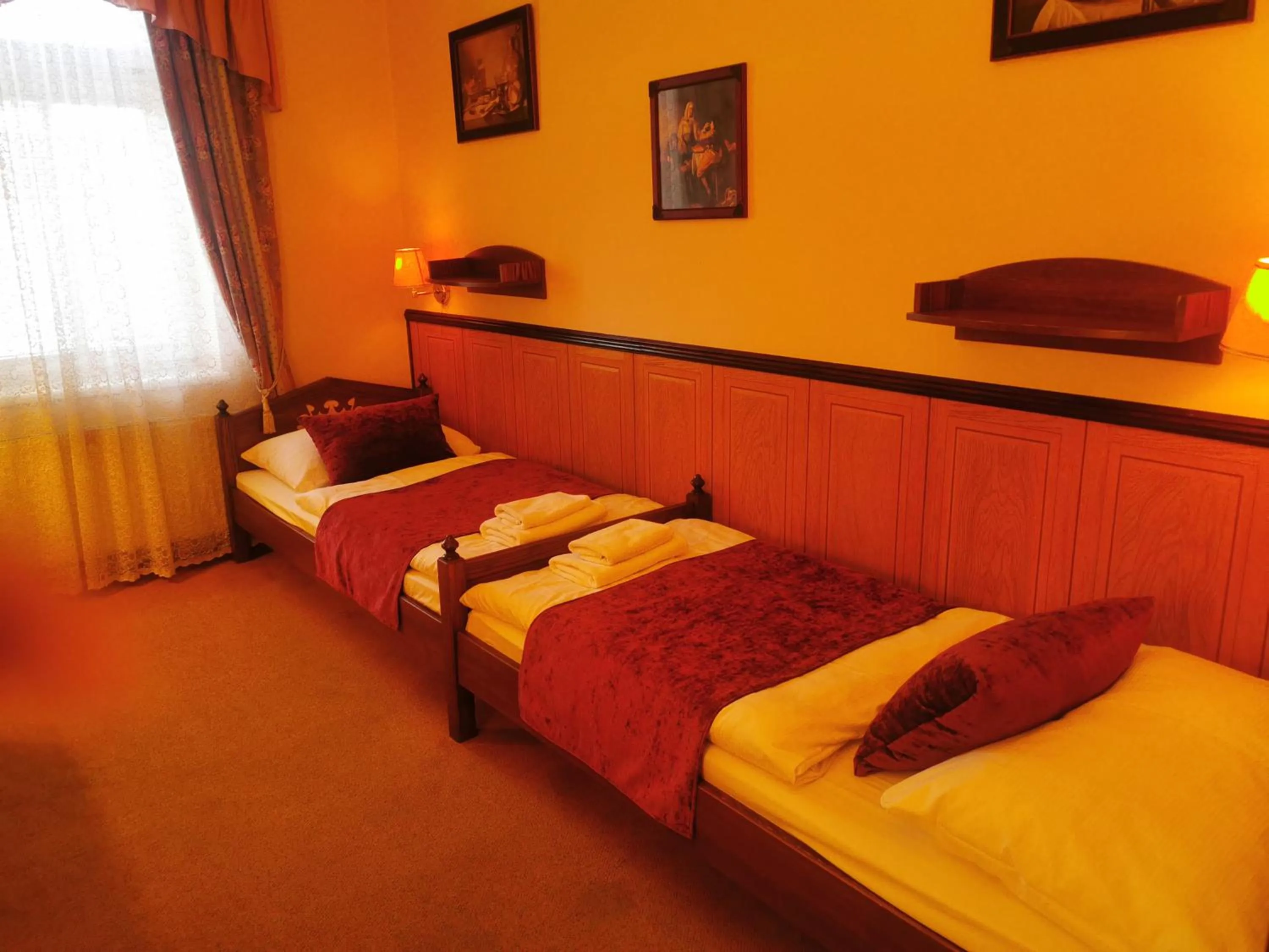 Bed in River Star Hotel