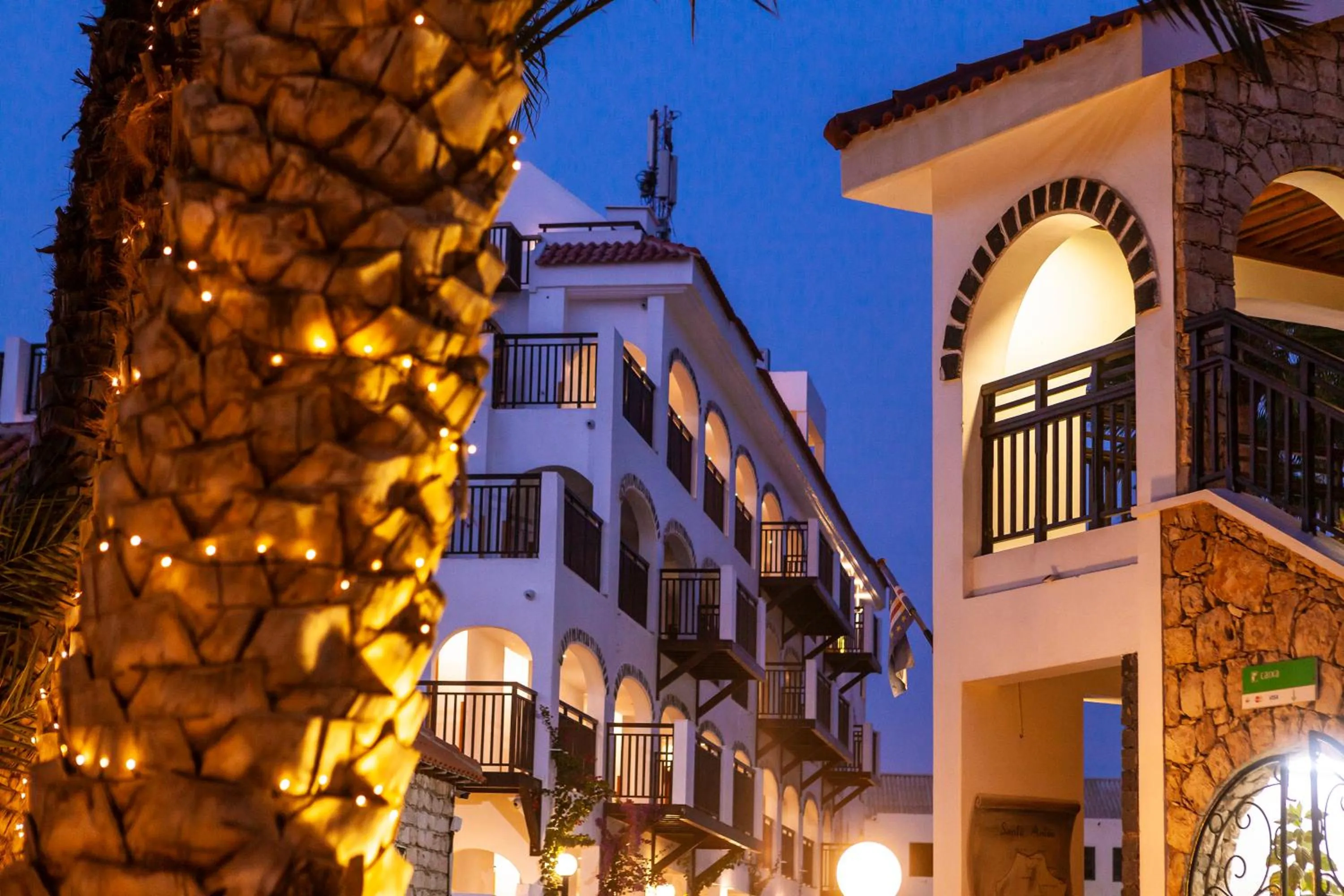 Property building in Hotel Odjo d'água