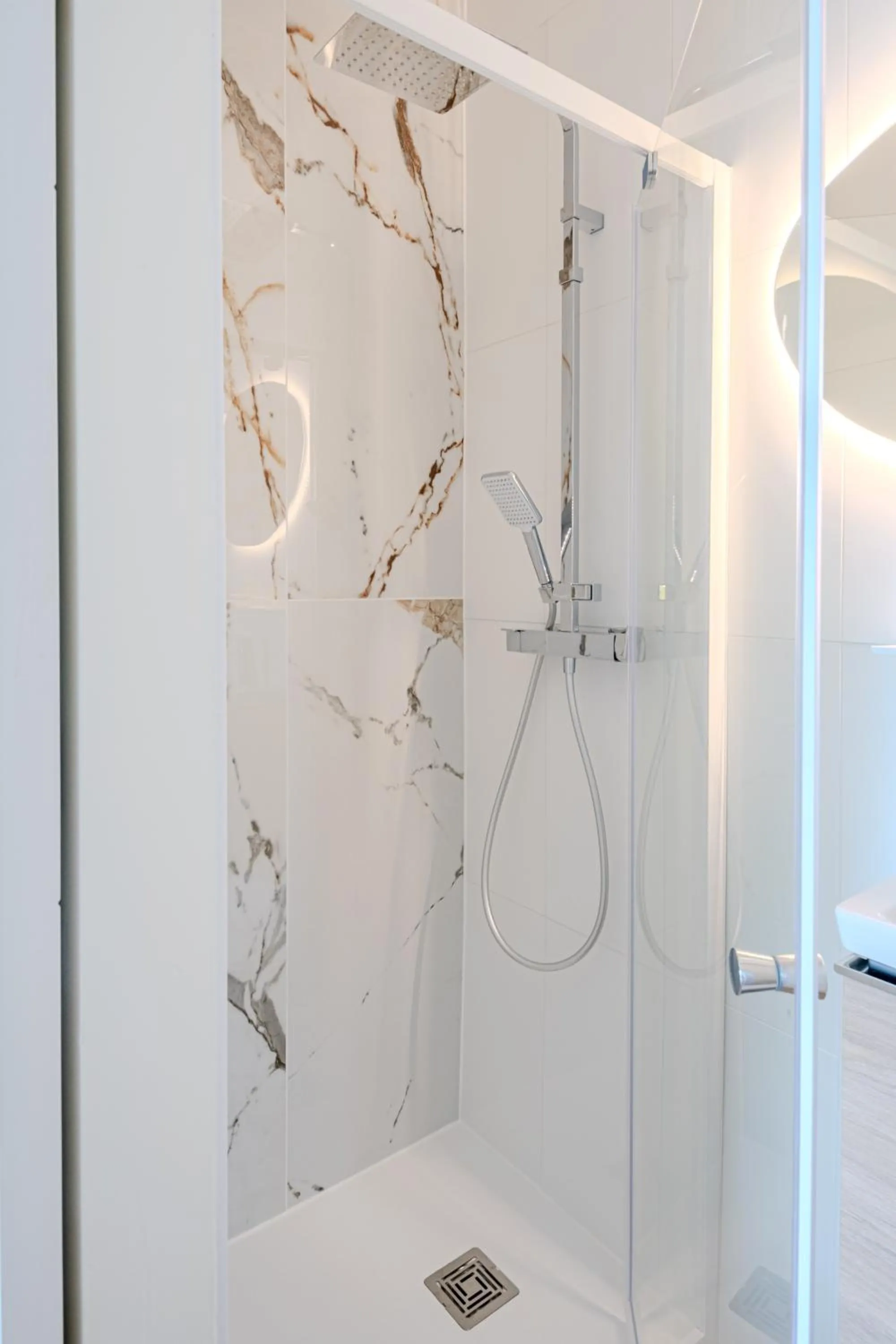 Single Fin Hotel & Lodge