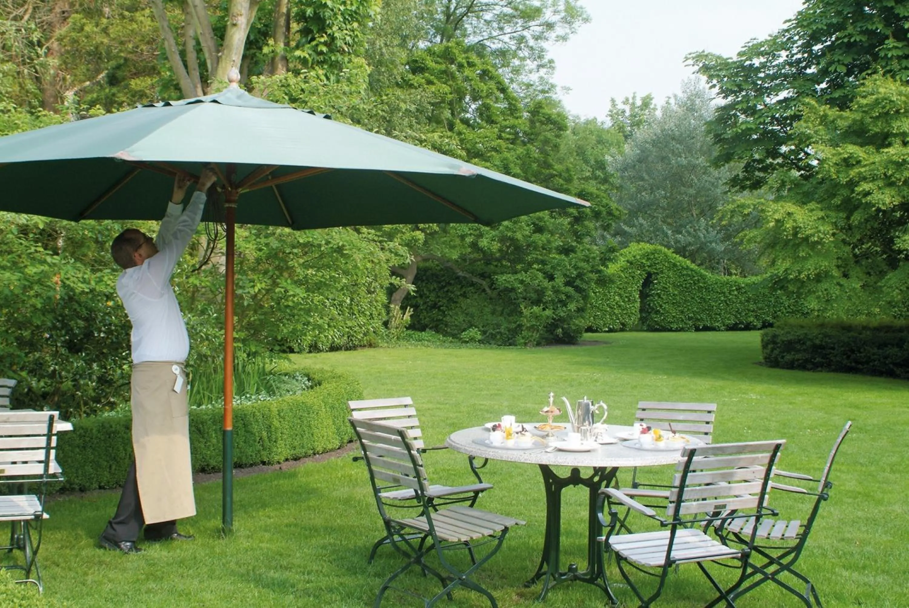 Staff in Hotel Geerts