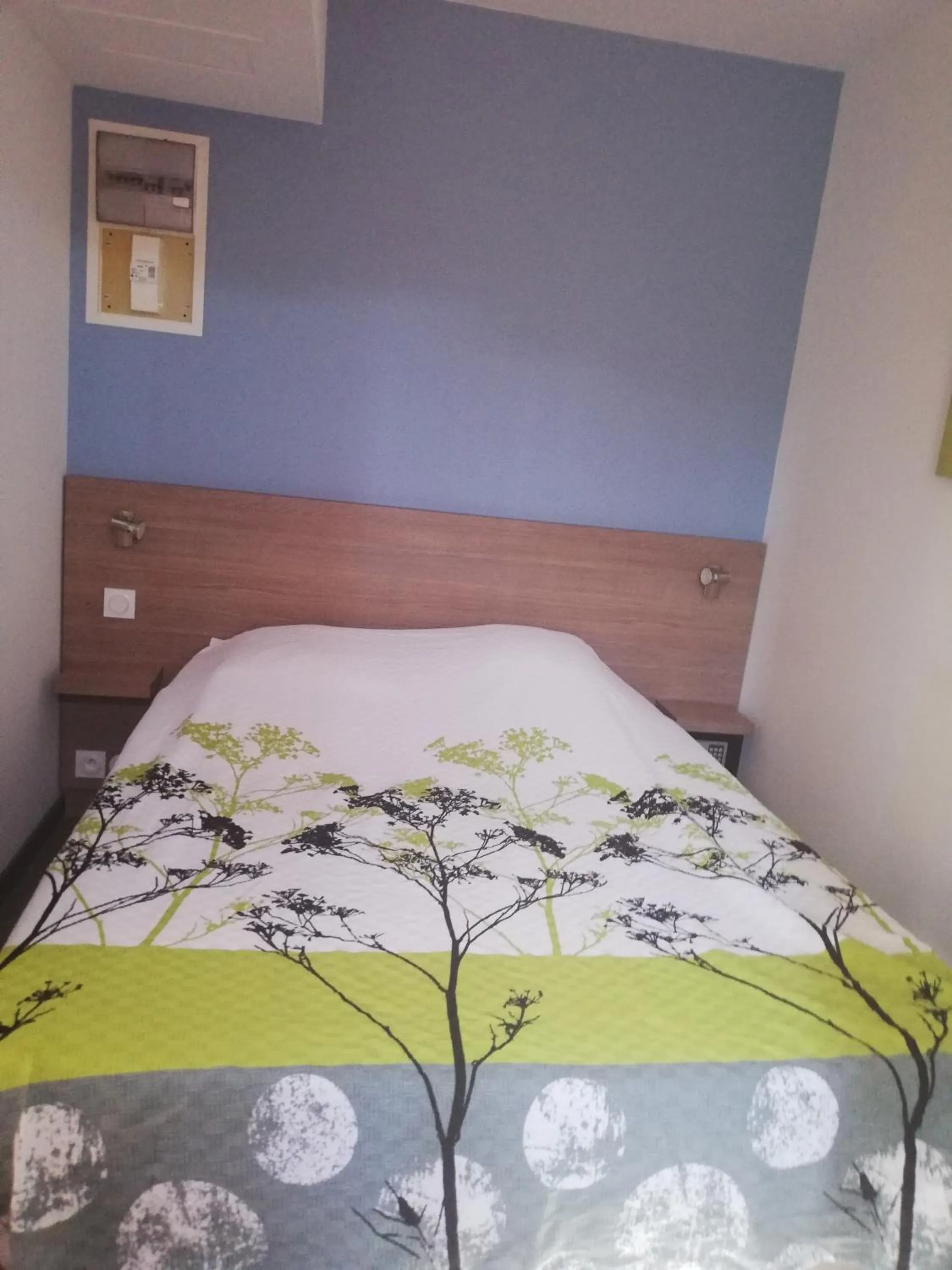 Property building, Bed in Résidence Hôtelière Hélios