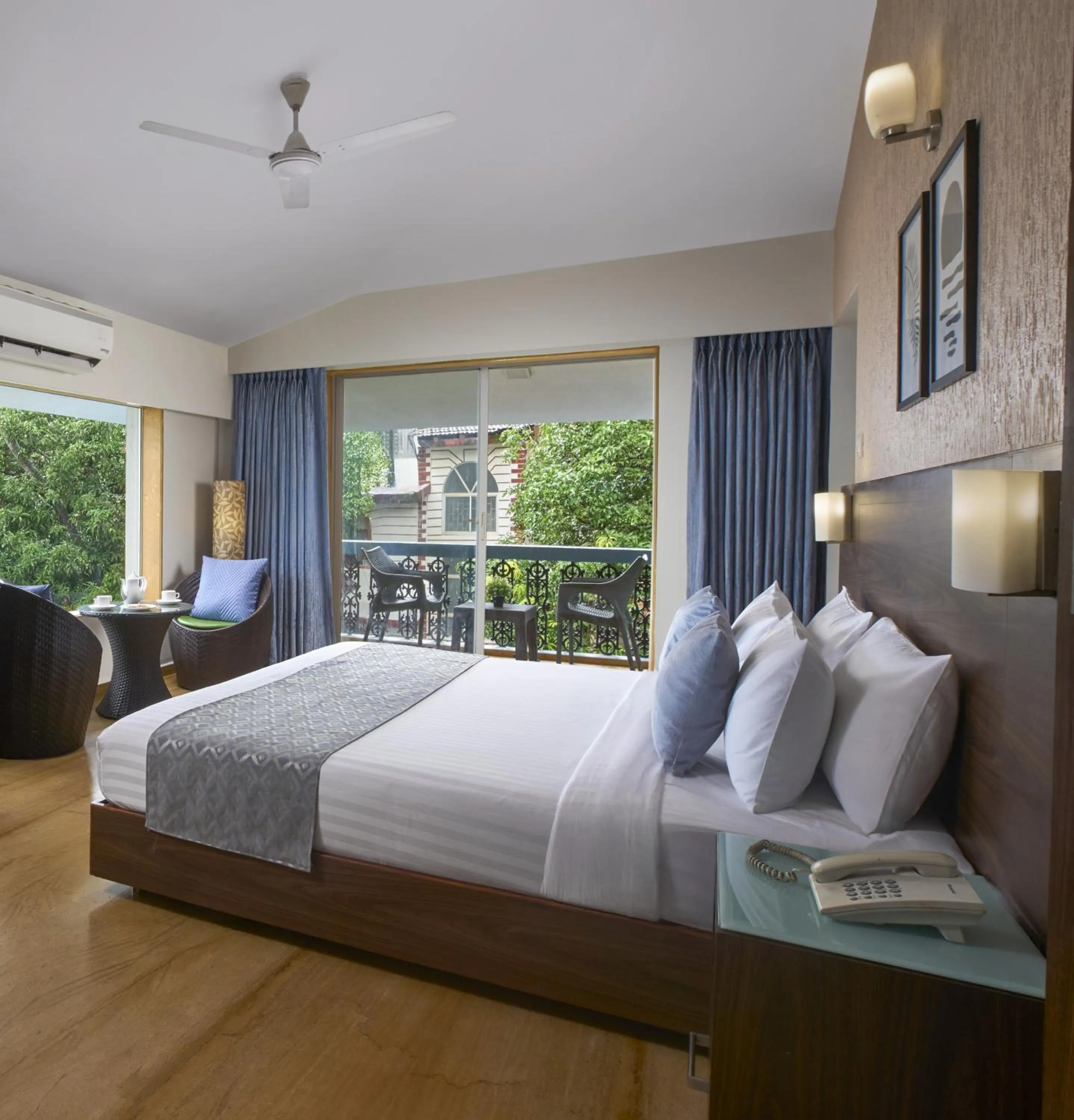 Bedroom, Bed in The Hawaii Comforts Panjim Donapaula