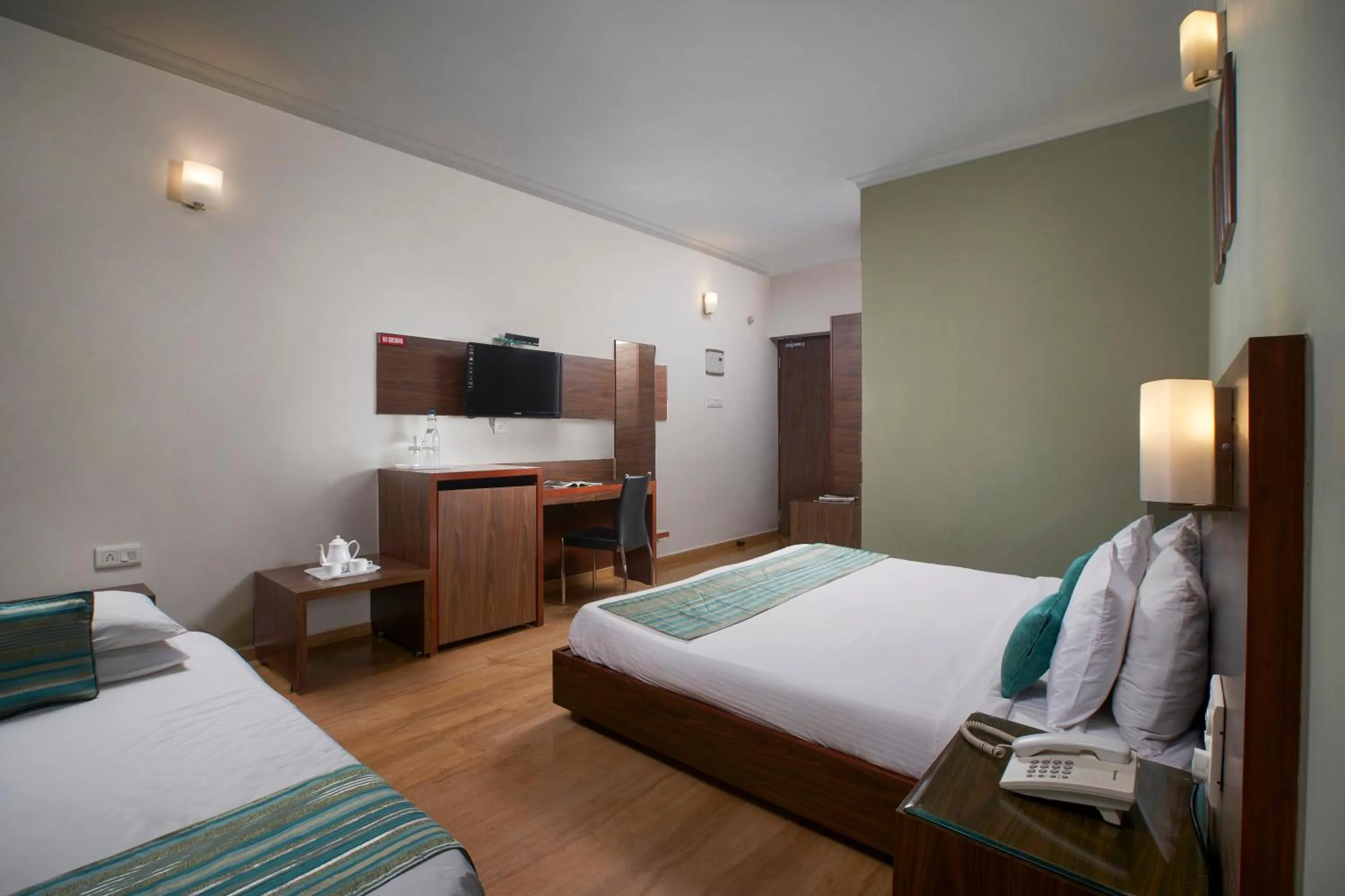 Bedroom, Bed in The Hawaii Comforts Panjim Donapaula