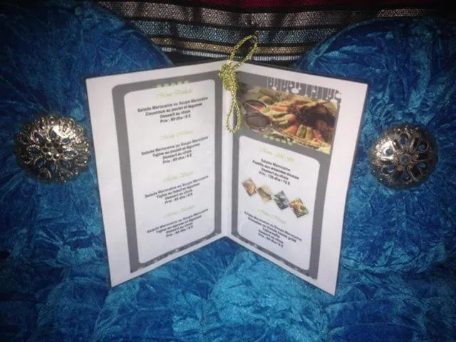 Restaurant/places to eat in Hôtel Tijani