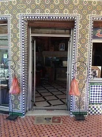 Facade/entrance in Hôtel Tijani