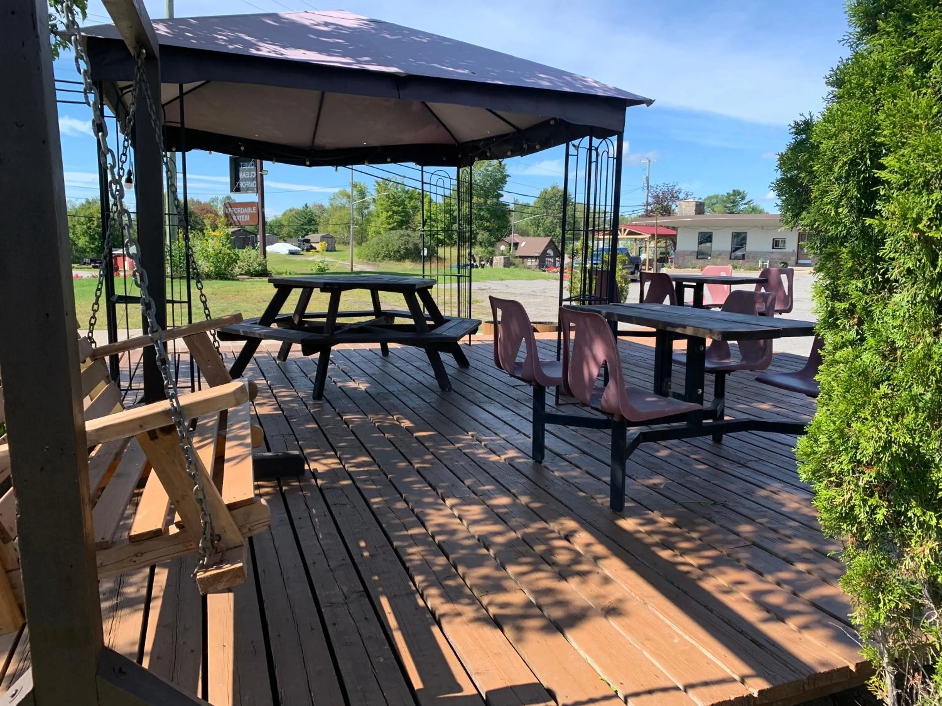 Town & Country Motel