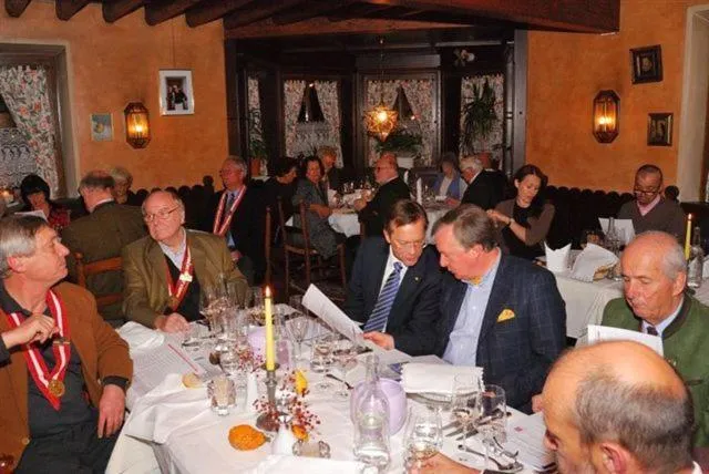 Restaurant/places to eat in Gasthof Hohlwegwirt