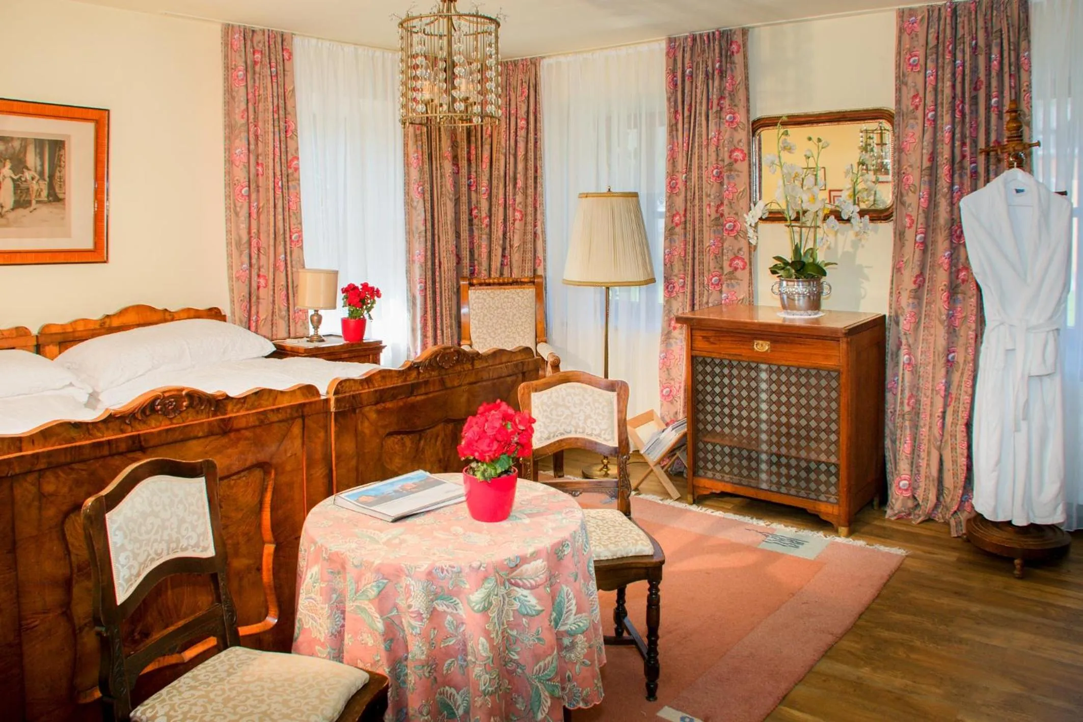 Bed in Gasthof Hohlwegwirt