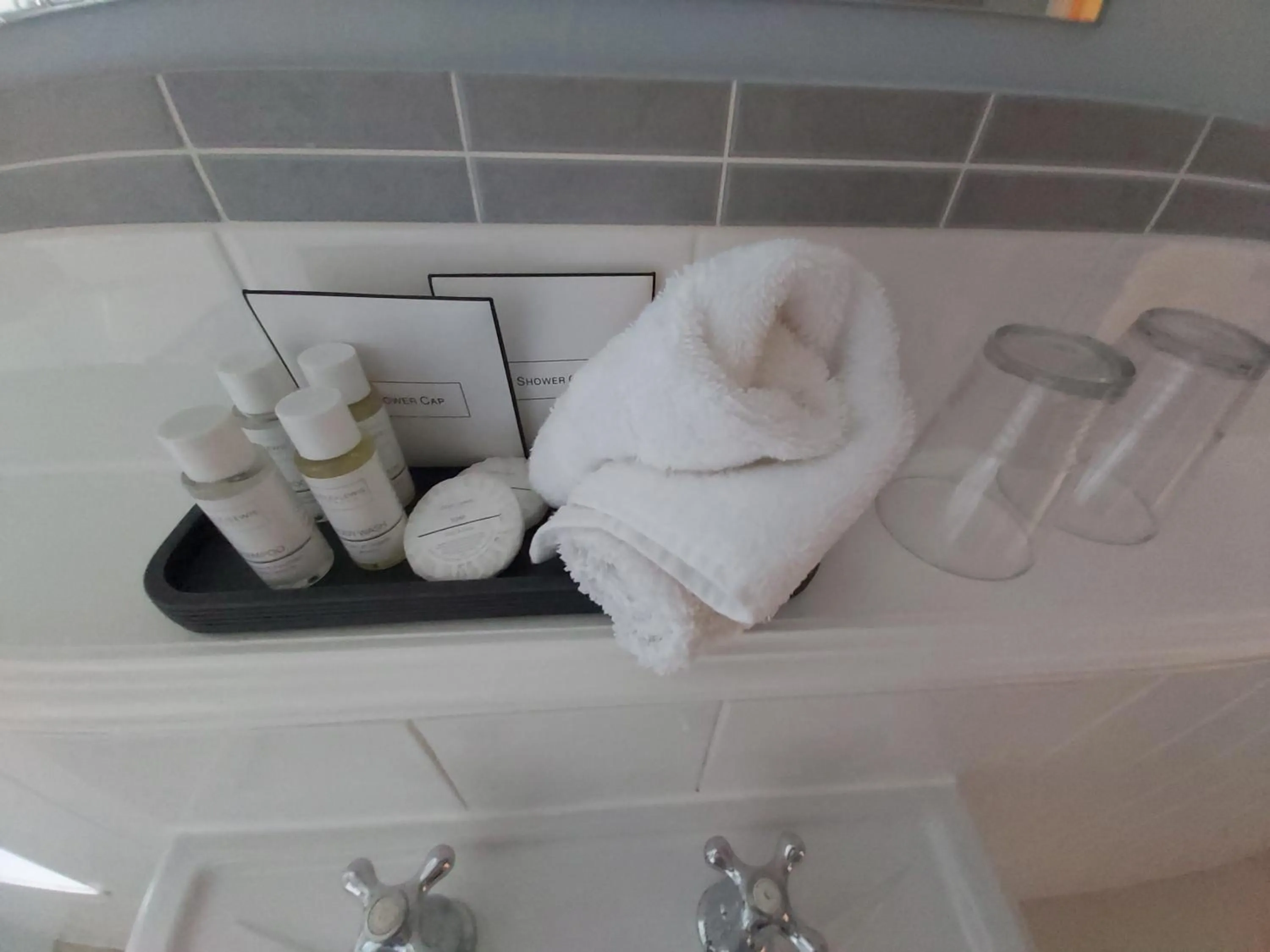 Bathroom in LLys Aeron "The Little Hotel"