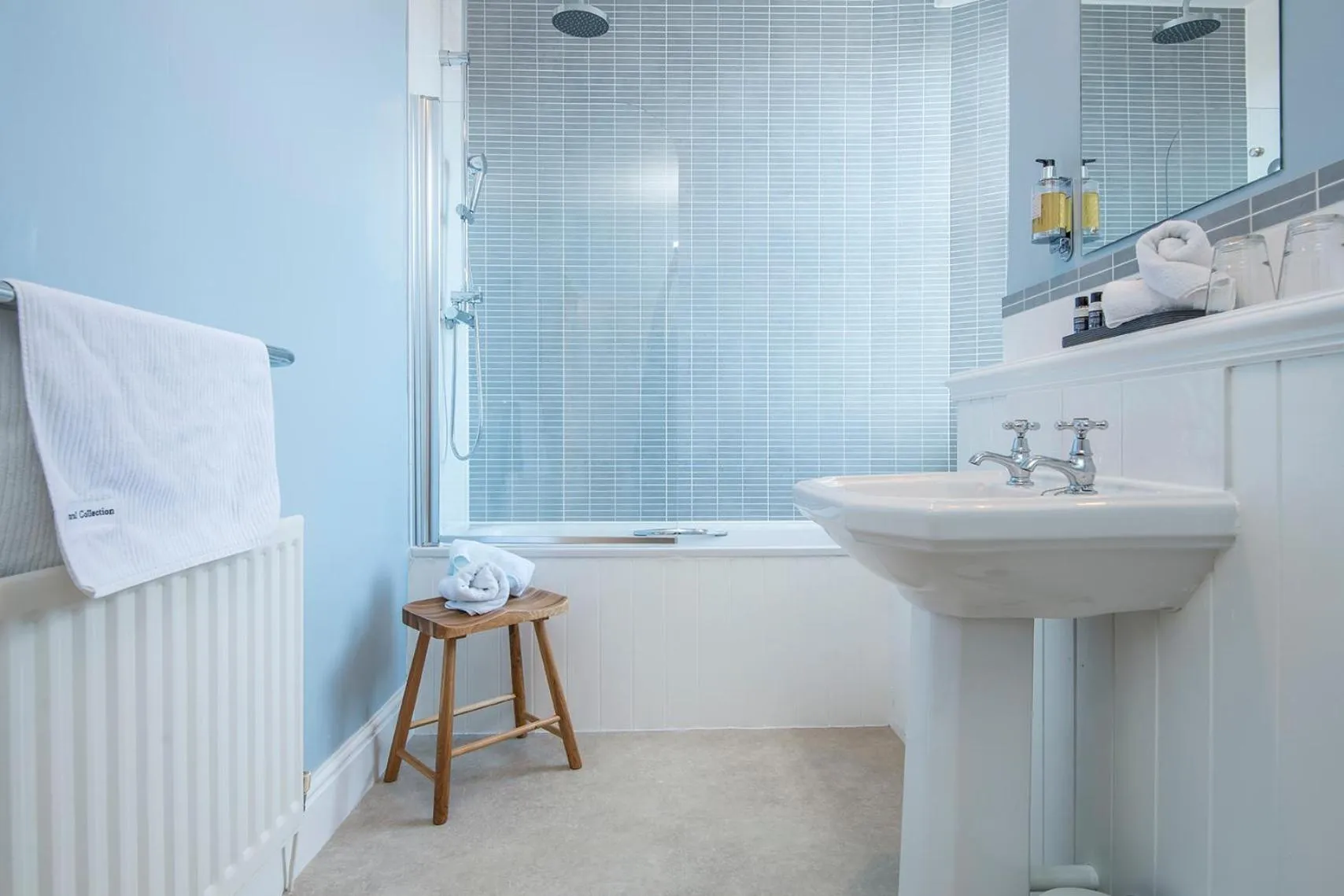 Bathroom in LLys Aeron "The Little Hotel"