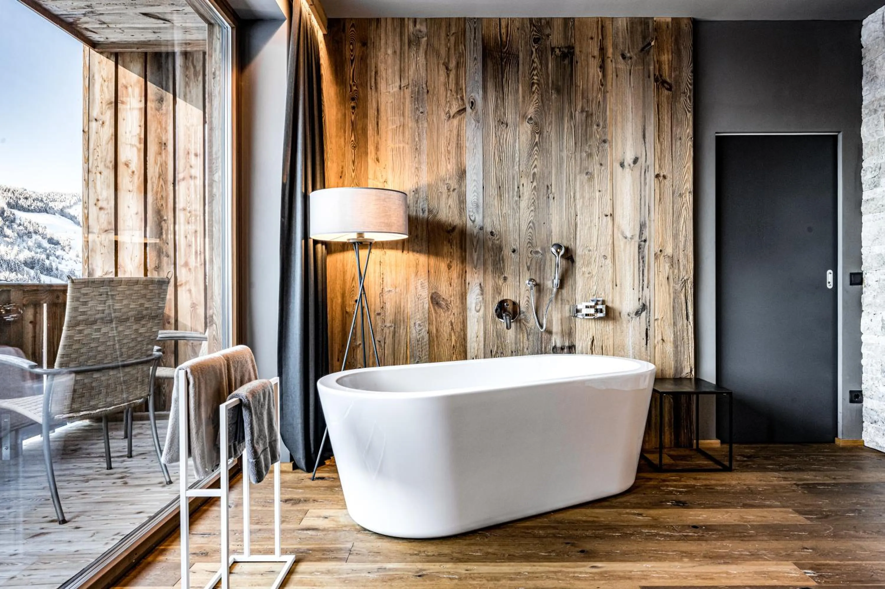 Bathroom in ALMMONTE SENSUM SUITES - Funky Living Hotel