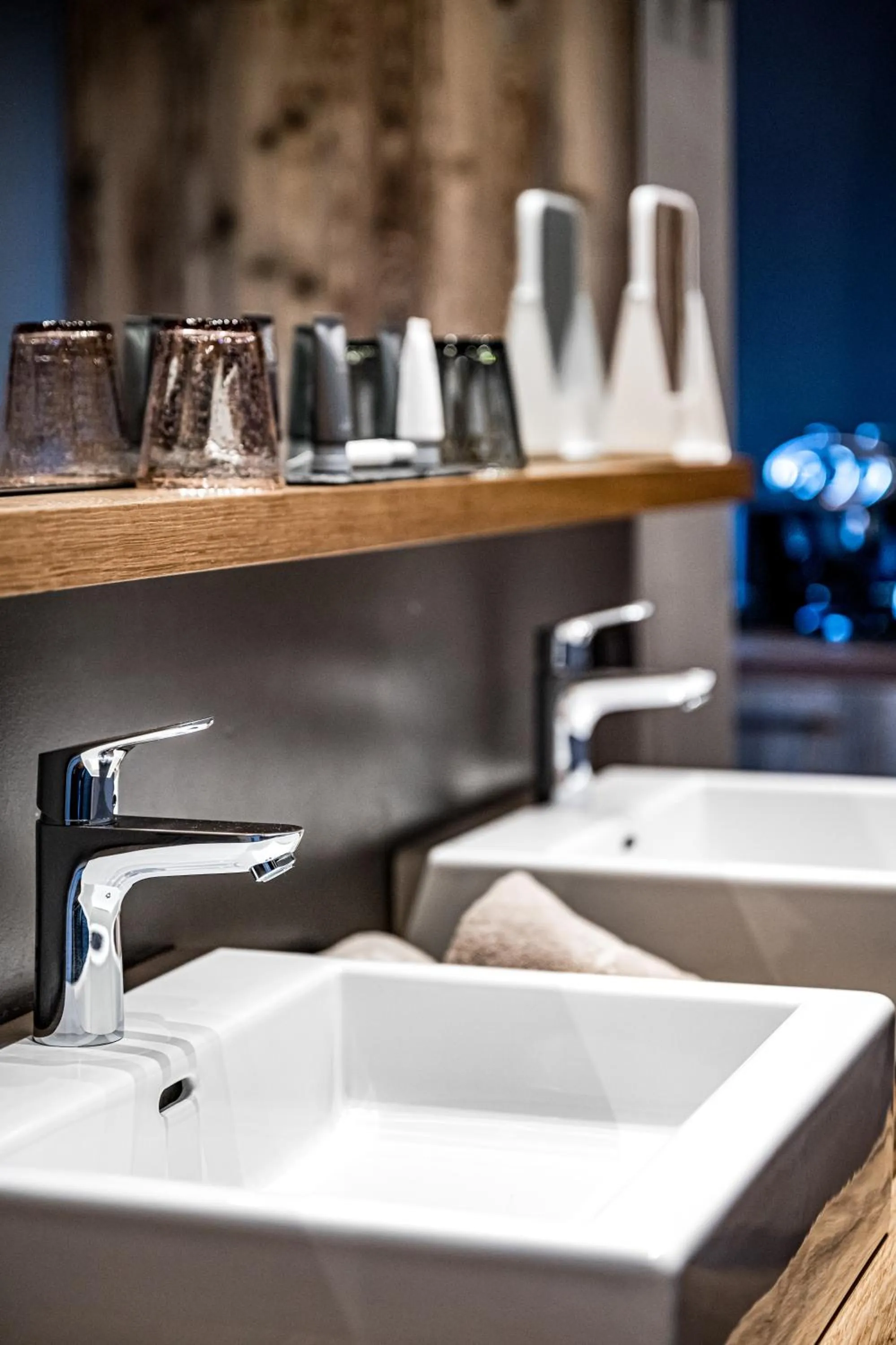 Bathroom in ALMMONTE SENSUM SUITES - Funky Living Hotel