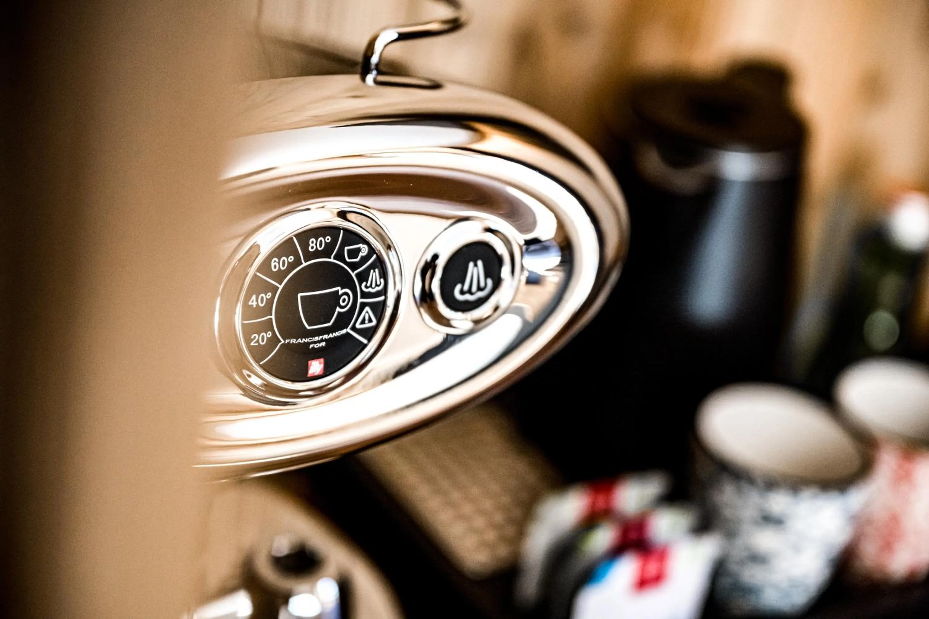 Coffee/tea facilities in ALMMONTE SENSUM SUITES - Funky Living Hotel