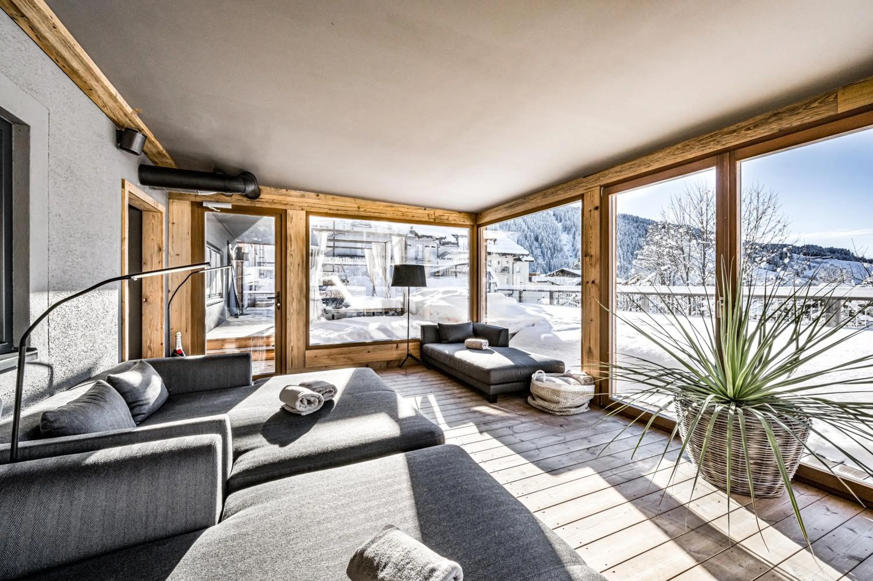 Spa and wellness centre/facilities in ALMMONTE SENSUM SUITES - Funky Living Hotel