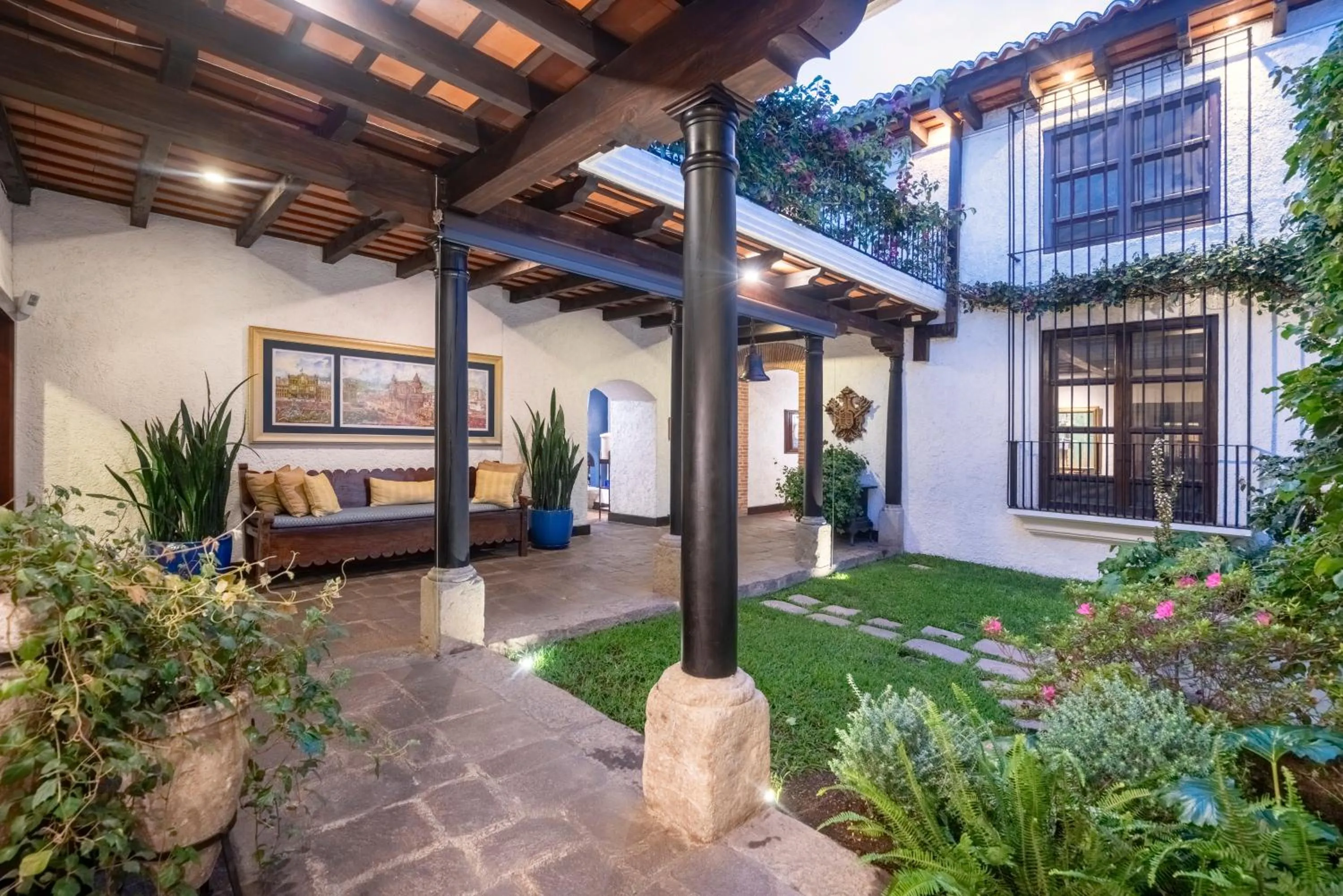 Patio in Las Cruces Boutique Hotel