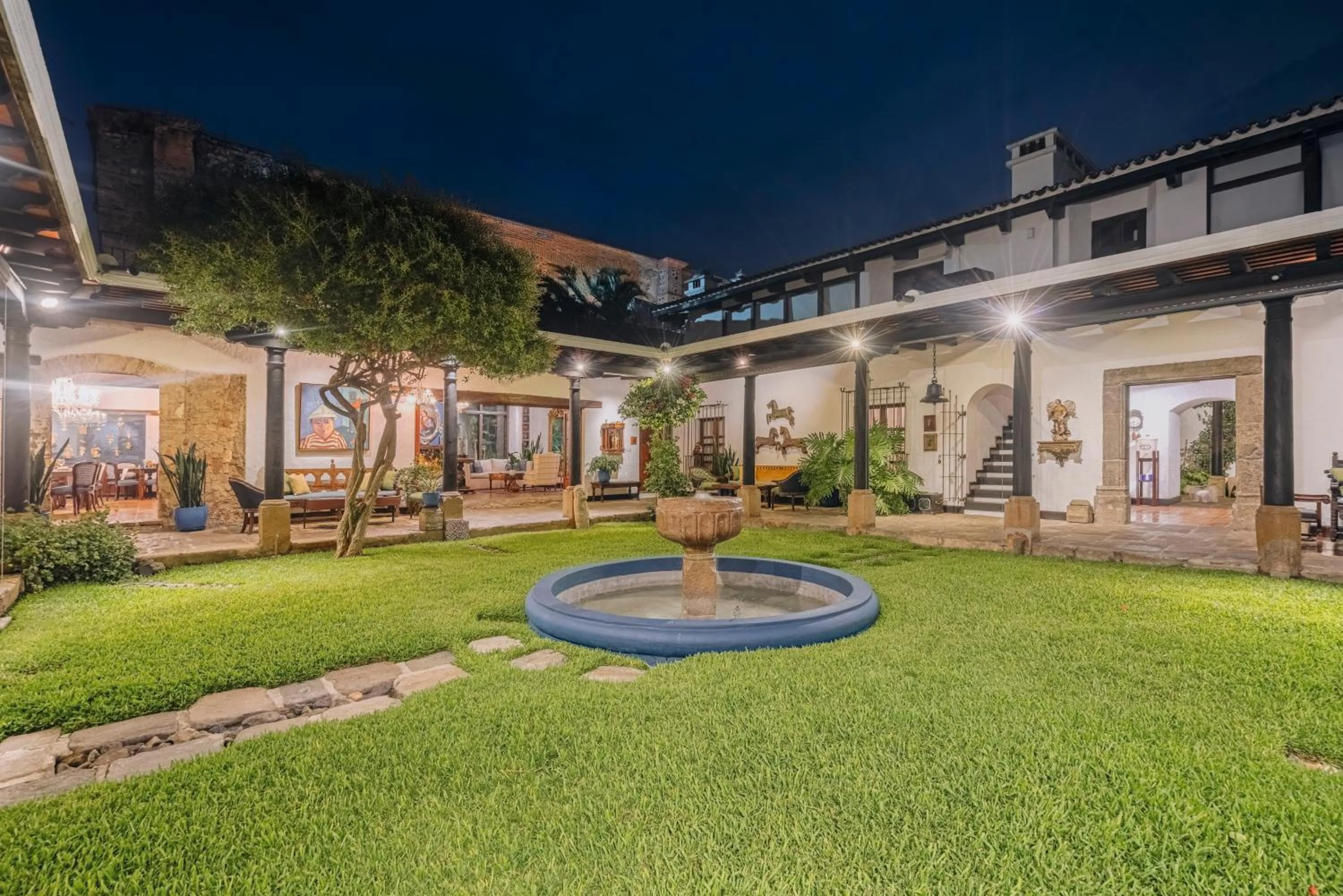 Patio in Las Cruces Boutique Hotel