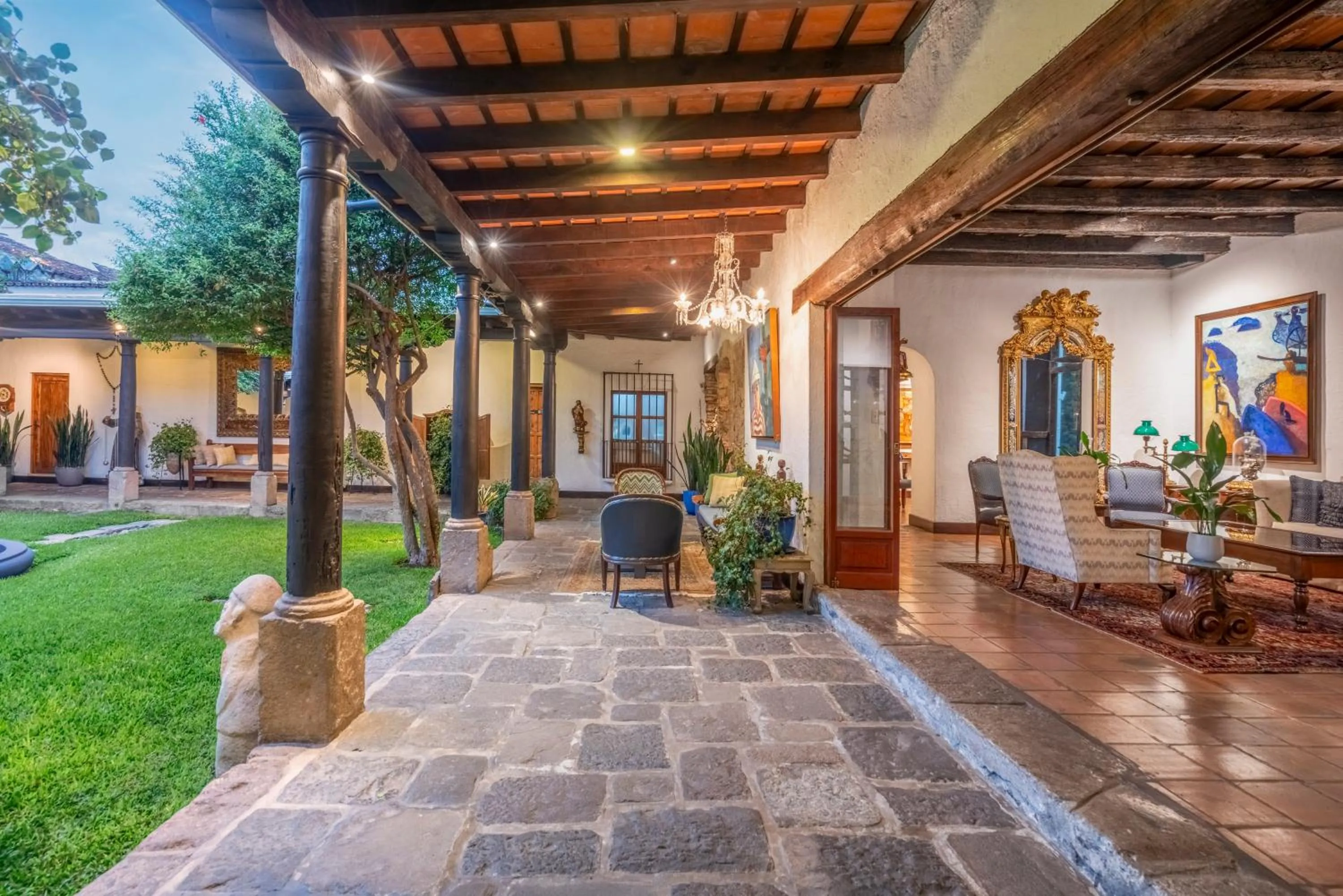 Patio in Las Cruces Boutique Hotel