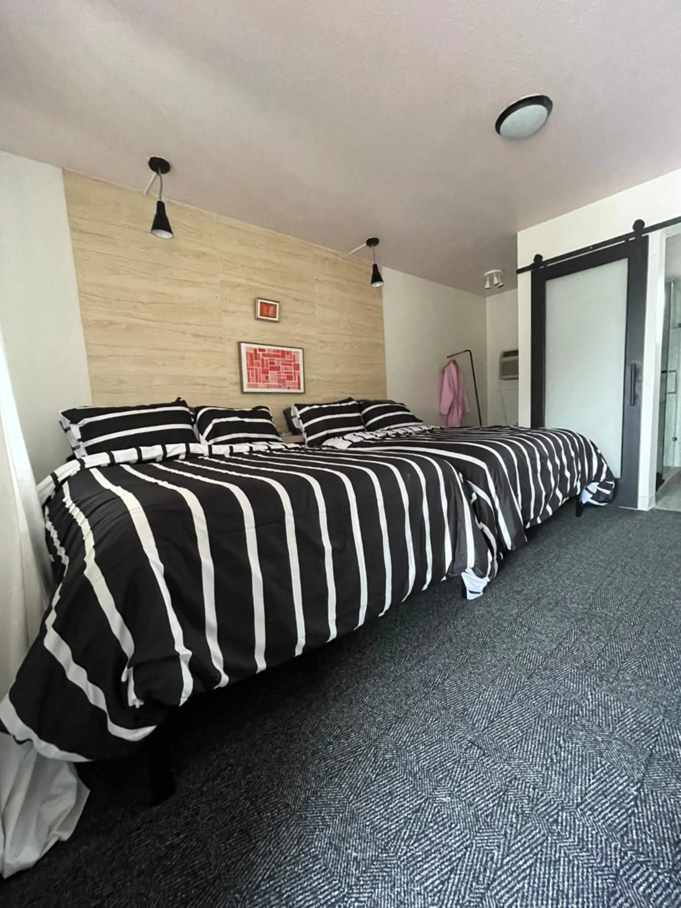 Bed in Rainbow Motel